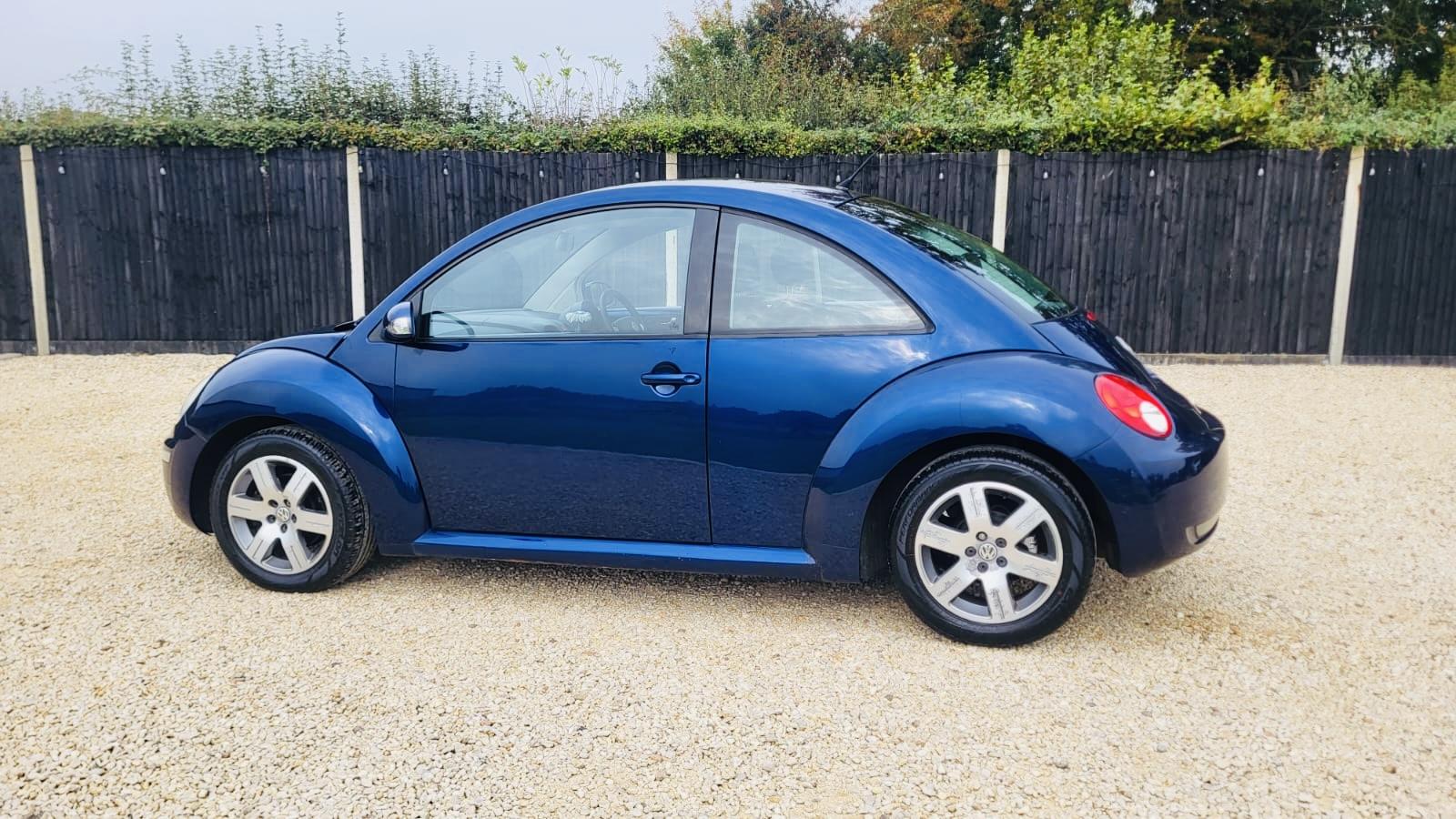 Volkswagen Beetle 1.6 Luna Hatchback 3dr Petrol Manual Euro 4 (102 ps)