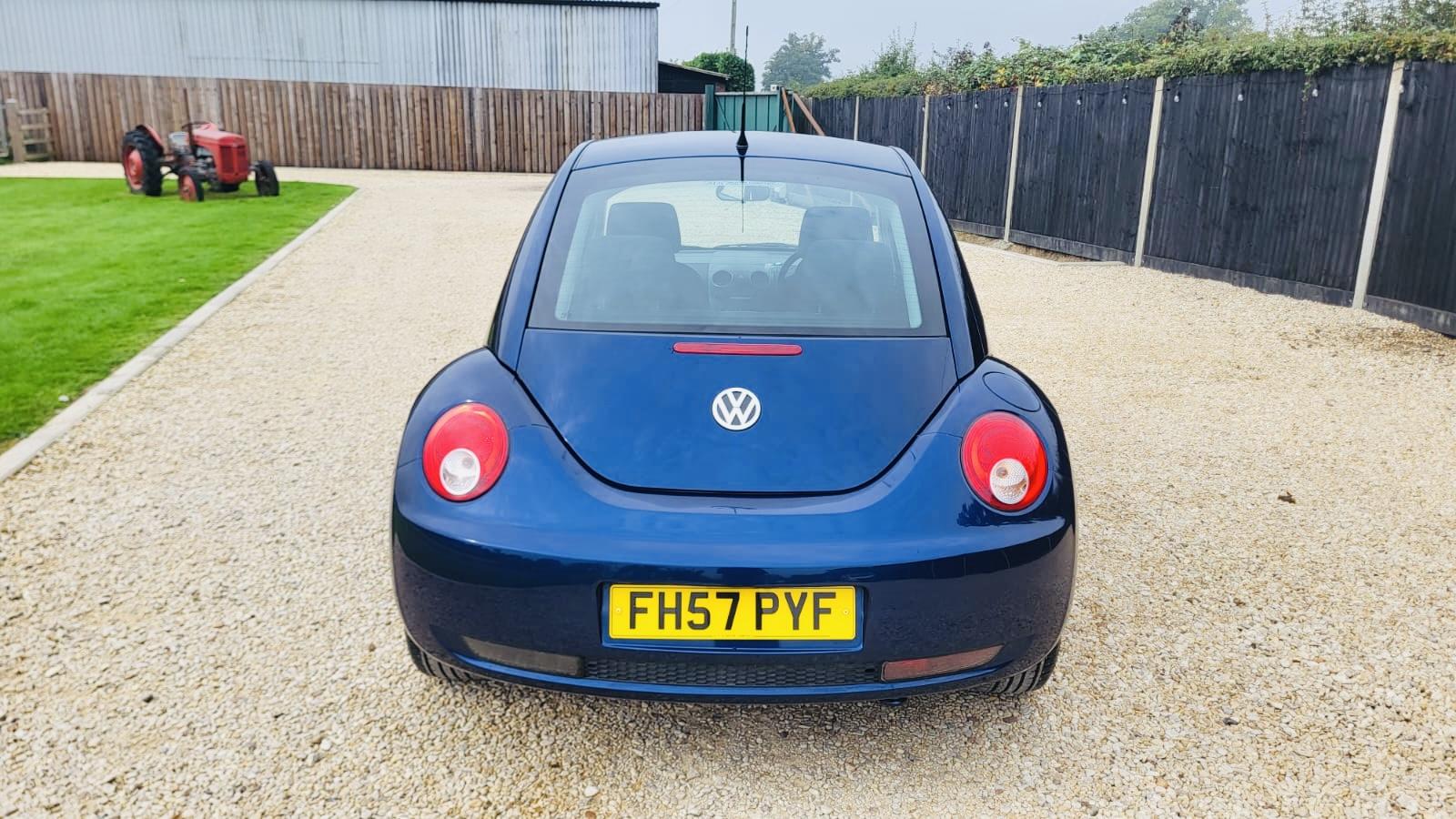 Volkswagen Beetle 1.6 Luna Hatchback 3dr Petrol Manual Euro 4 (102 ps)