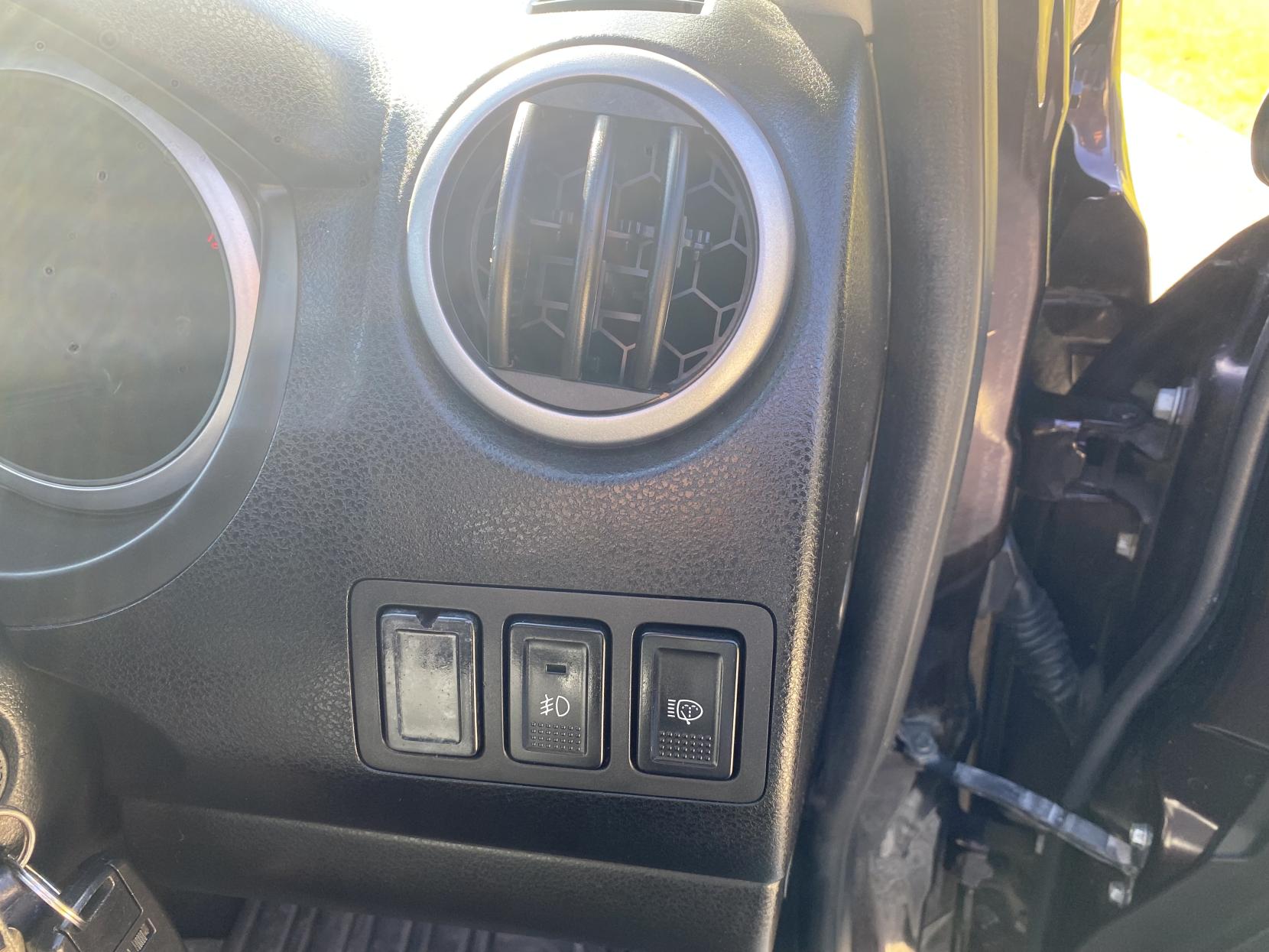 Suzuki Grand Vitara 2.4 VVT SZ5 SUV 5dr Petrol Auto 4WD Euro 4 (169 ps)