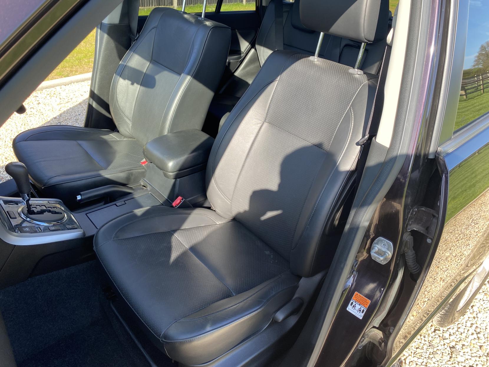 Suzuki Grand Vitara 2.4 VVT SZ5 SUV 5dr Petrol Auto 4WD Euro 4 (169 ps)