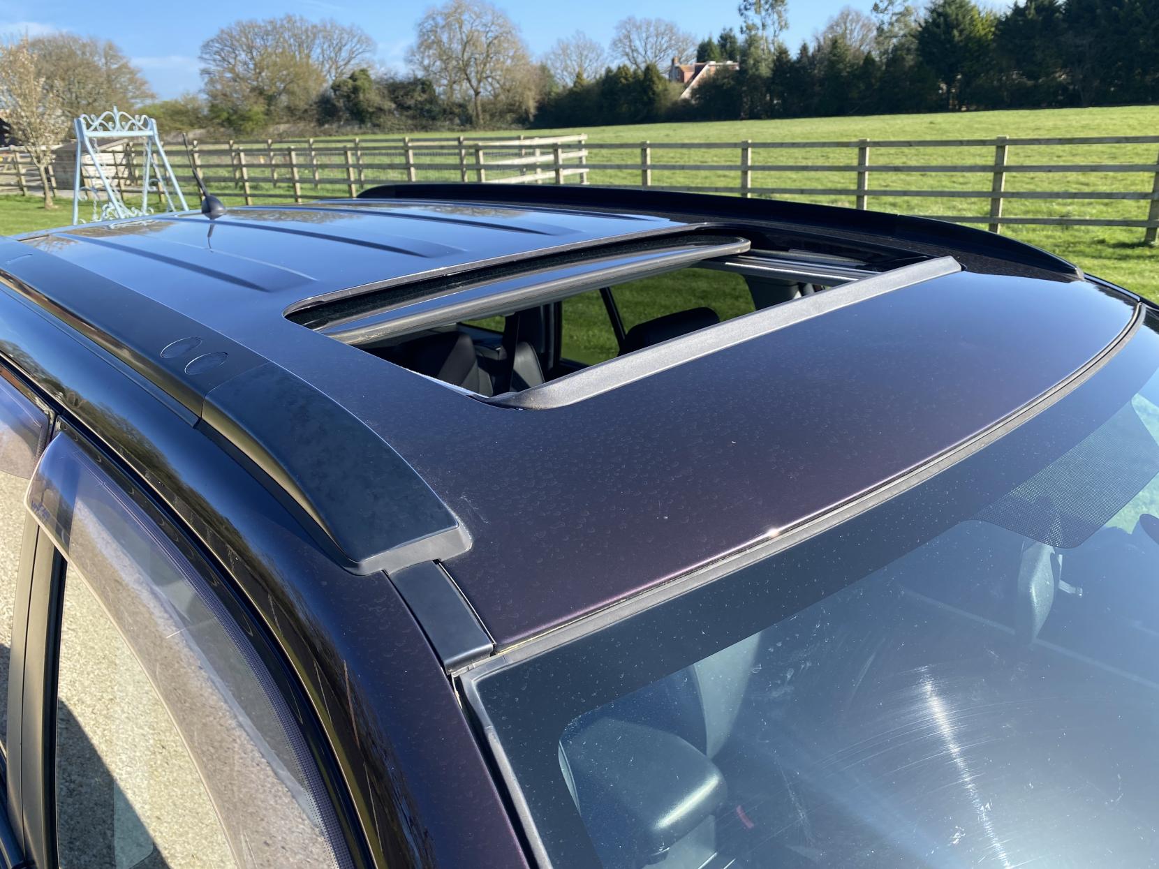 Suzuki Grand Vitara 2.4 VVT SZ5 SUV 5dr Petrol Auto 4WD Euro 4 (169 ps)