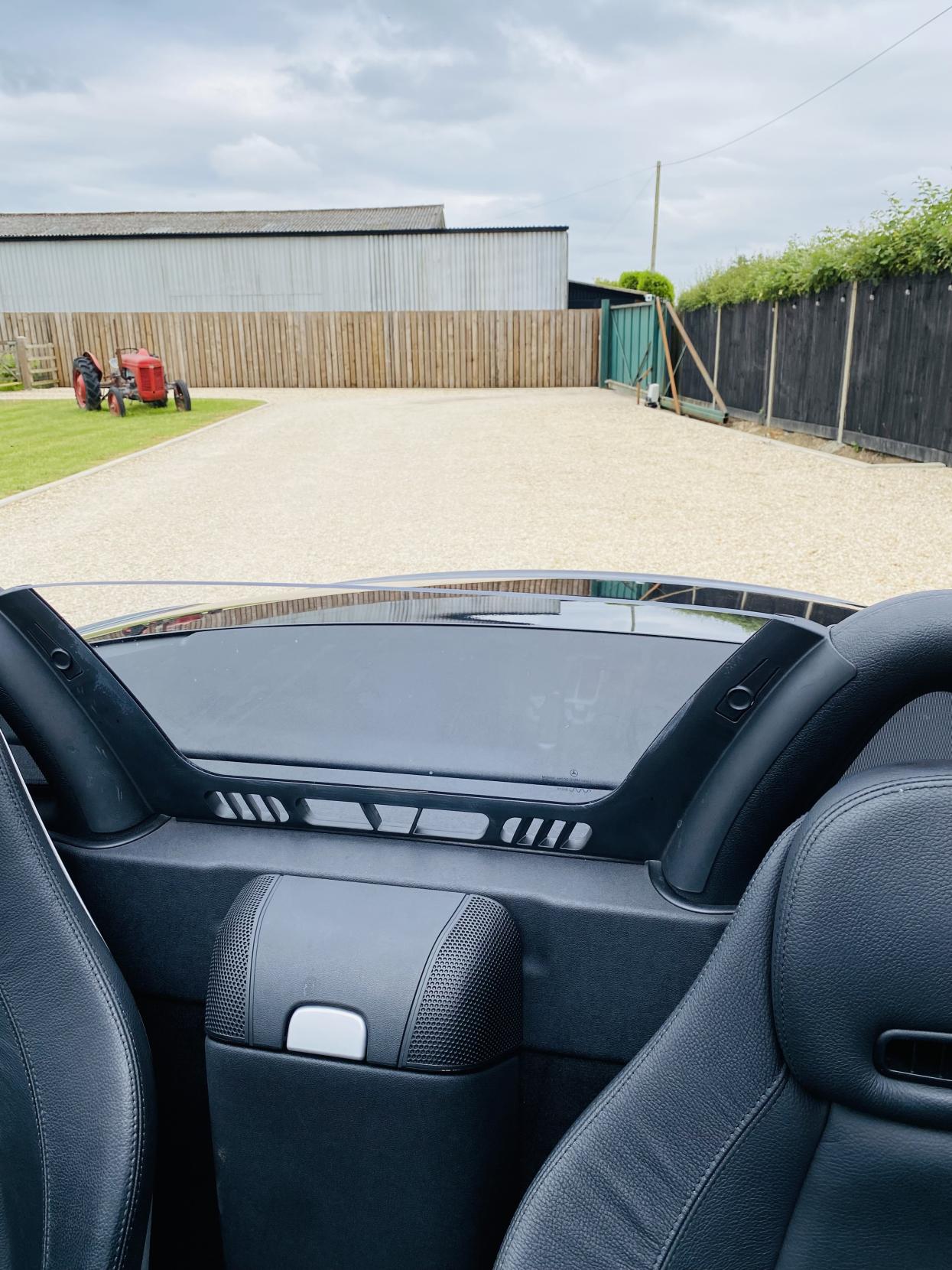 Mercedes-Benz SLK 3.5 SLK350 Convertible 2dr Petrol 7G-Tronic (242 g/km, 272 bhp)