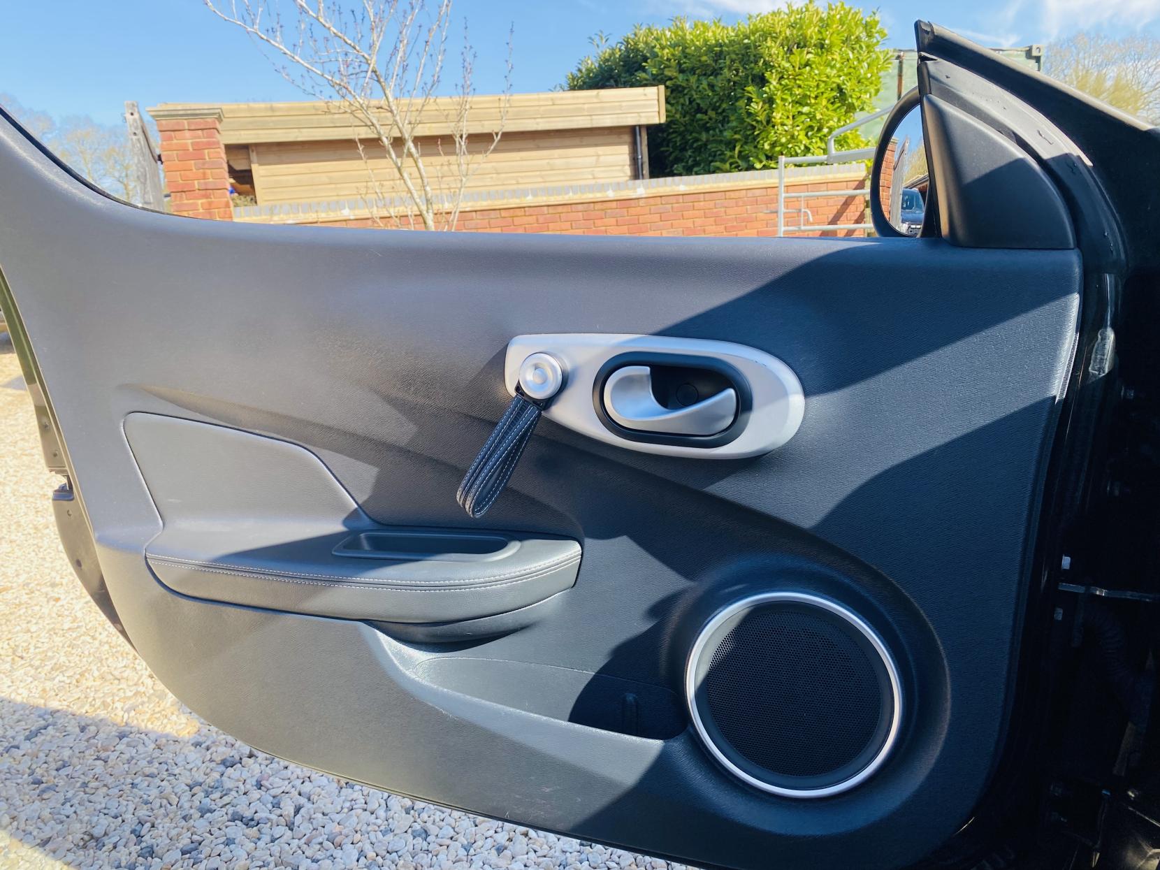 Renault Wind 1.2 TCe Dynamique S Convertible 2dr Petrol Manual Euro 5 (100 ps)