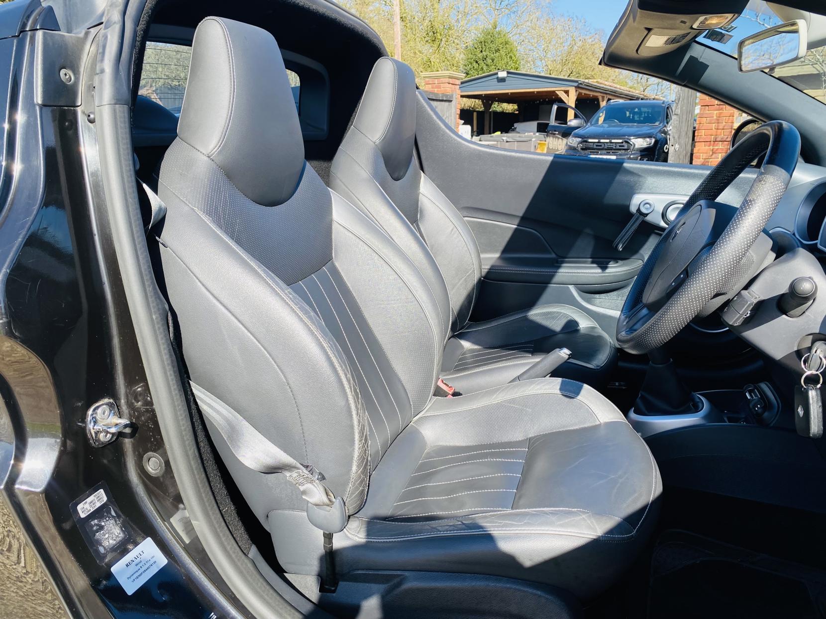 Renault Wind 1.2 TCe Dynamique S Convertible 2dr Petrol Manual Euro 5 (100 ps)