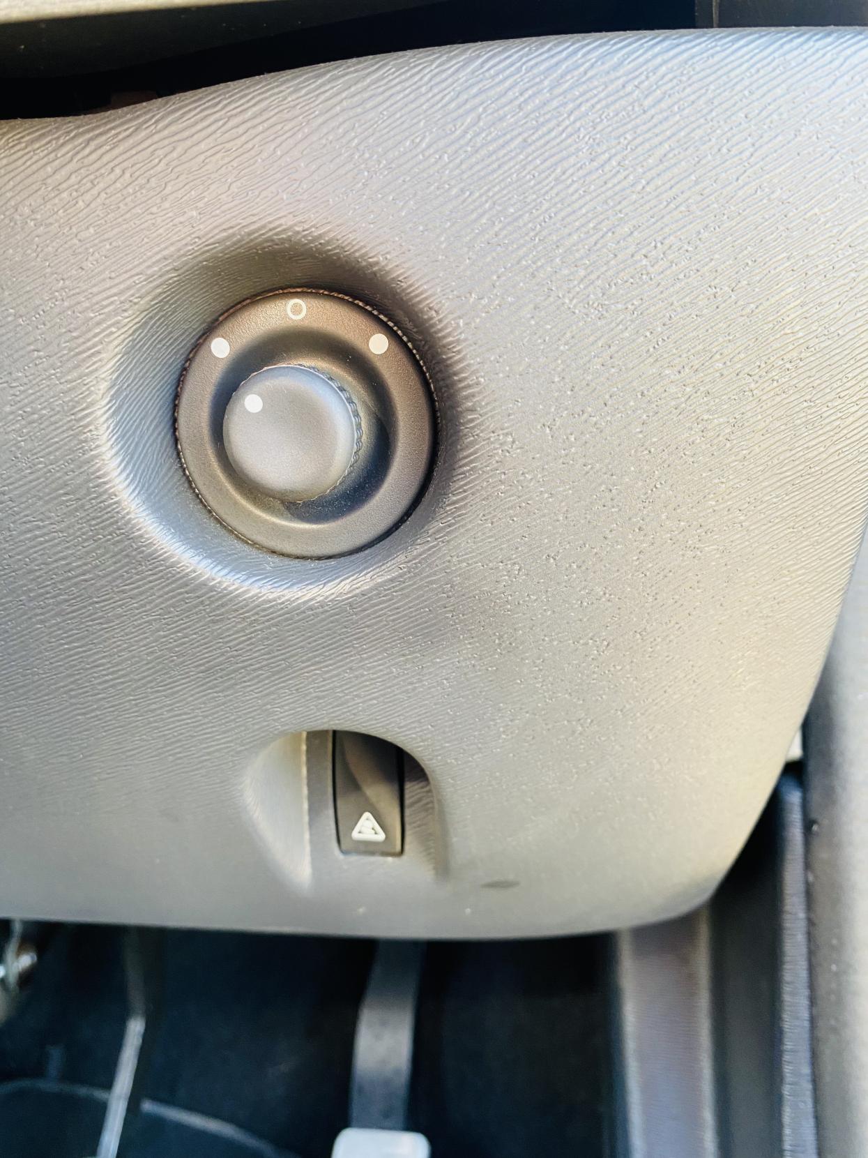 Renault Wind 1.2 TCe Dynamique S Convertible 2dr Petrol Manual Euro 5 (100 ps)