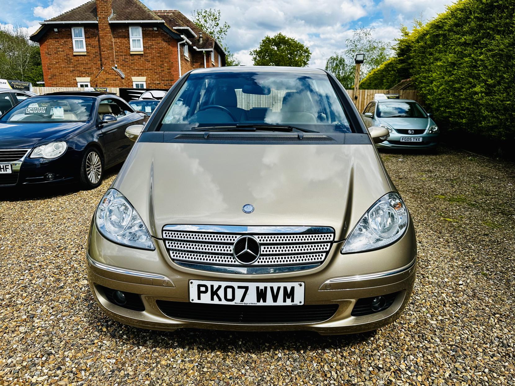 Mercedes-Benz A Class 1.7 A170 Elegance SE Hatchback 5dr Petrol CVT (157 g/km, 116 bhp)