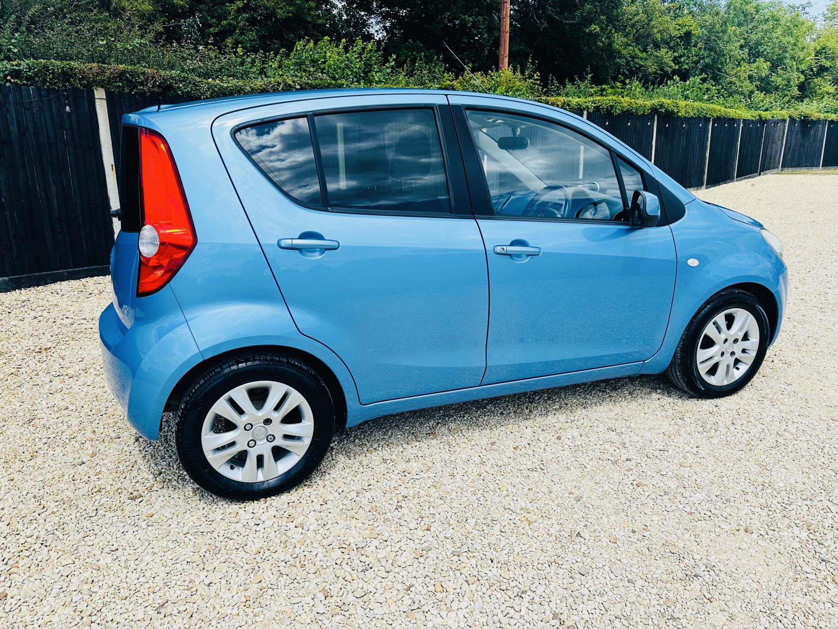 Vauxhall Agila 1.2 VVT ecoFLEX SE MPV 5dr Petrol Manual Euro 5 (94 ps)