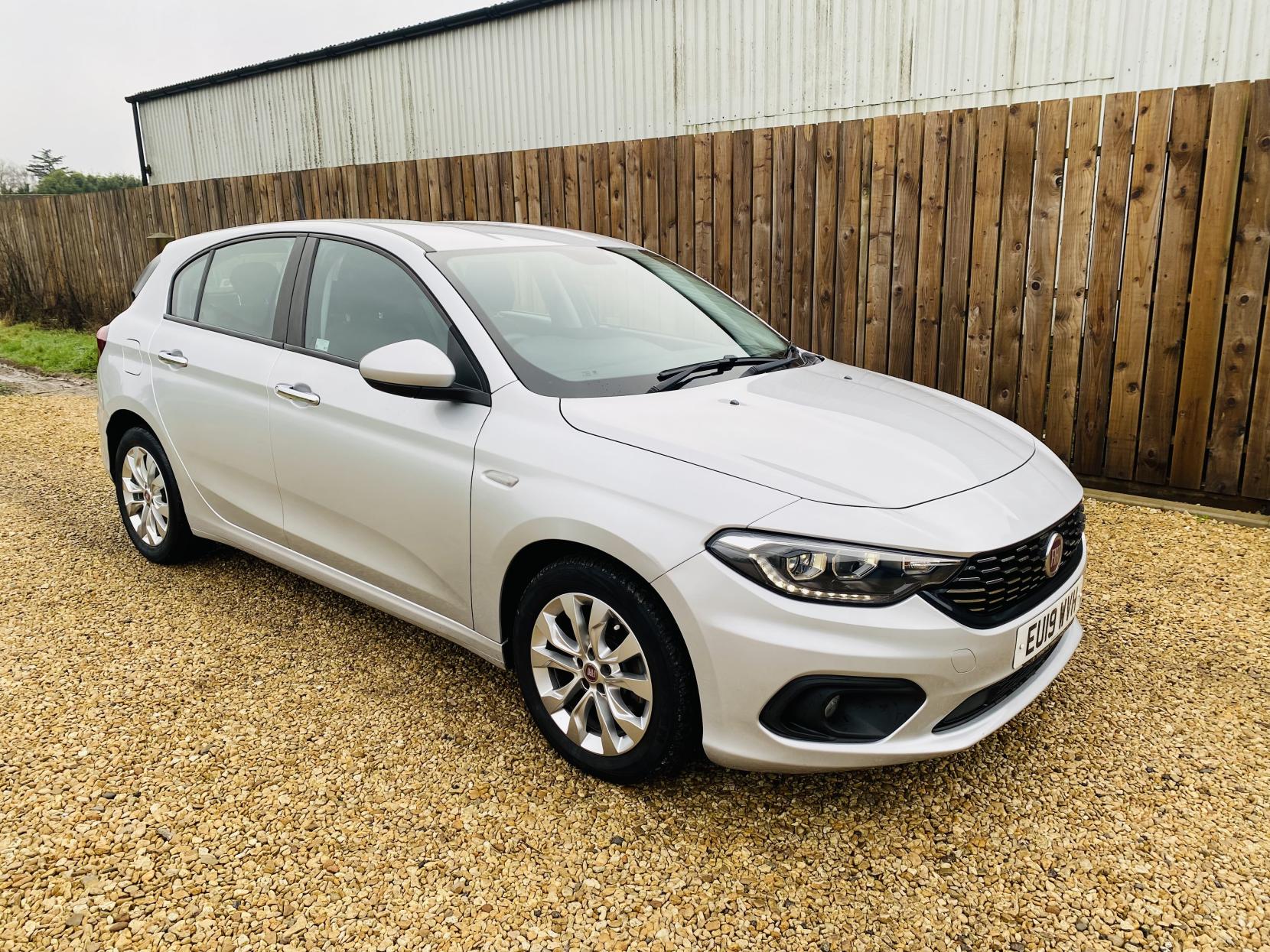 Fiat Tipo 1.4 MPI Easy Plus Hatchback 5dr Petrol Manual Euro 6 (95 ps)