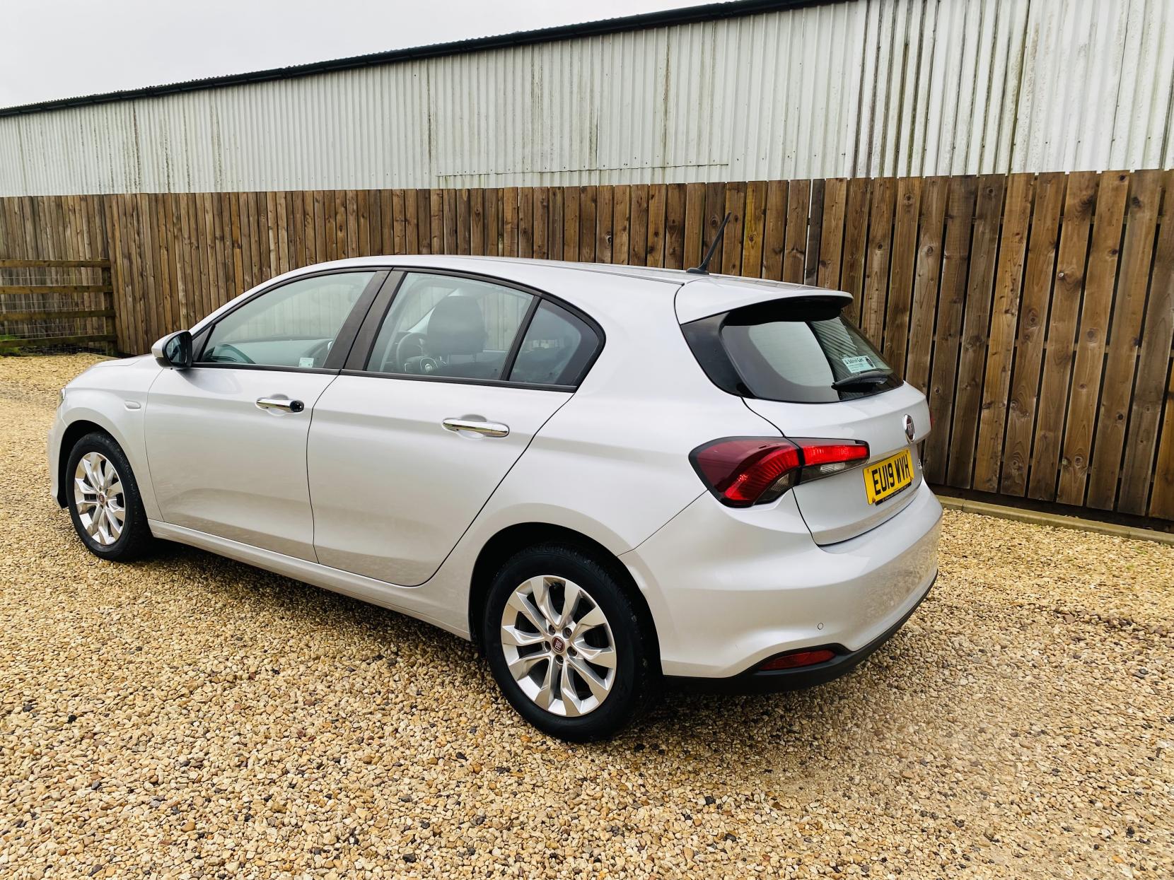 Fiat Tipo 1.4 MPI Easy Plus Hatchback 5dr Petrol Manual Euro 6 (95 ps)