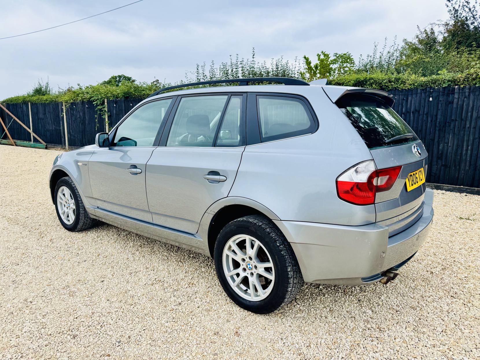 BMW X3 2.5i SE SUV 5dr Petrol Manual 4WD Euro 3 (192 bhp)