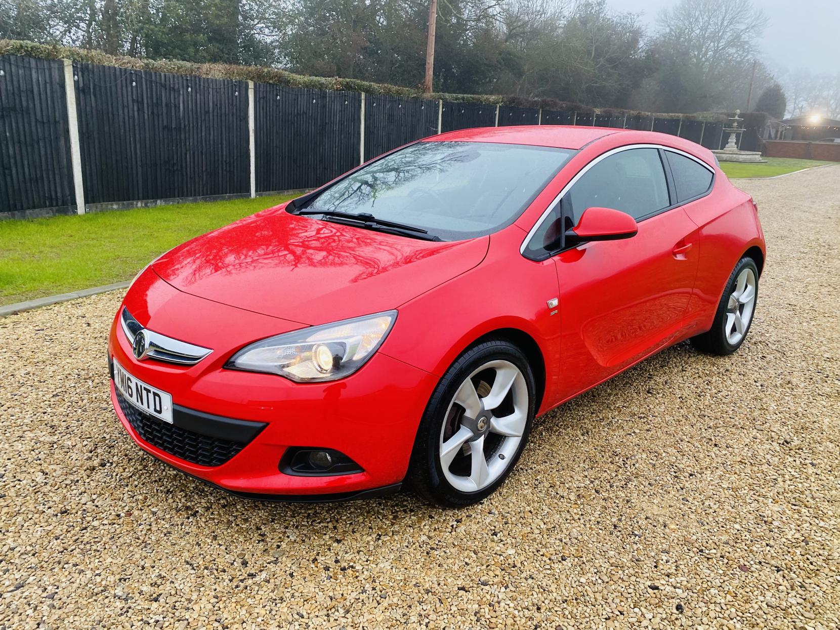 Vauxhall Astra GTC 1.4i Turbo SRi Coupe 3dr Petrol Manual Euro 6 (s/s) (140 ps)