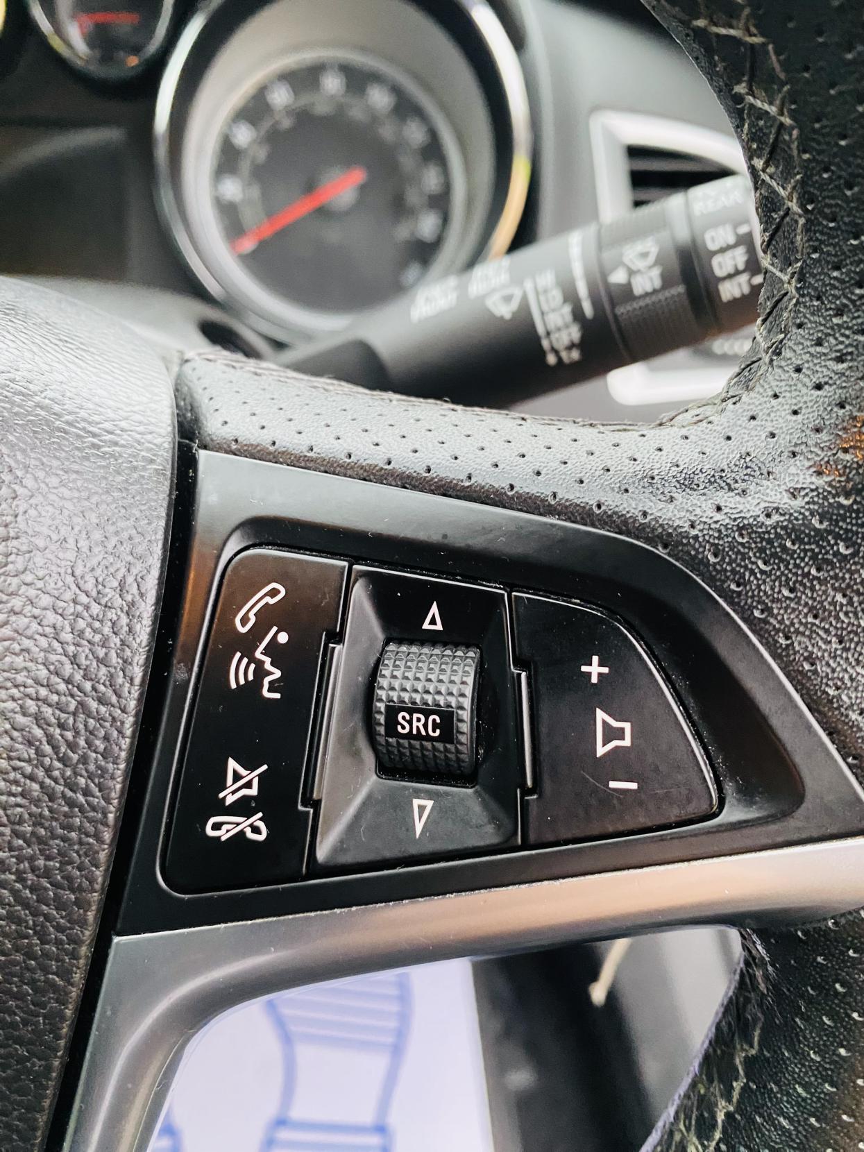 Vauxhall Astra GTC 1.4i Turbo SRi Coupe 3dr Petrol Manual Euro 6 (s/s) (140 ps)