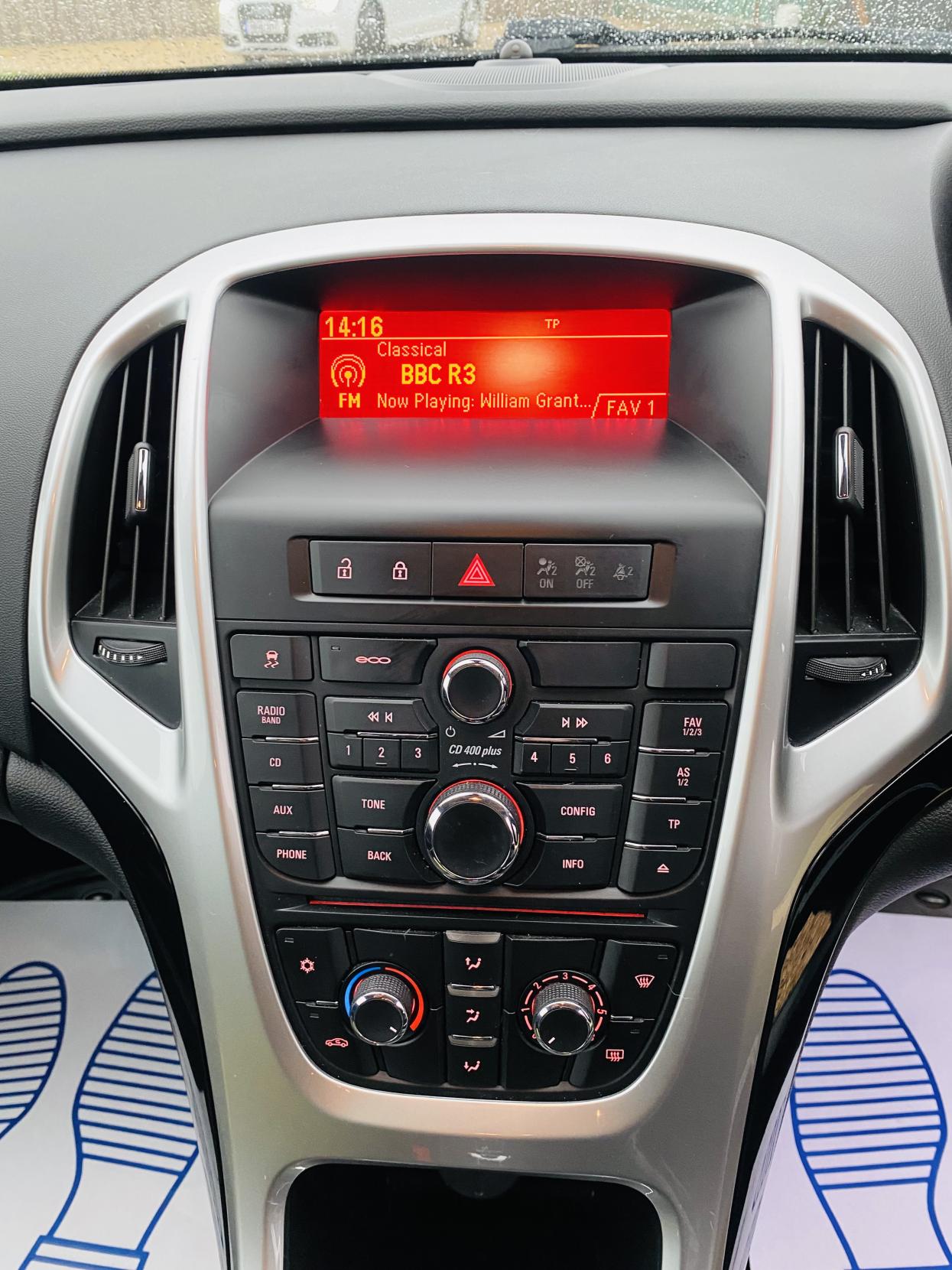 Vauxhall Astra GTC 1.4i Turbo SRi Coupe 3dr Petrol Manual Euro 6 (s/s) (140 ps)