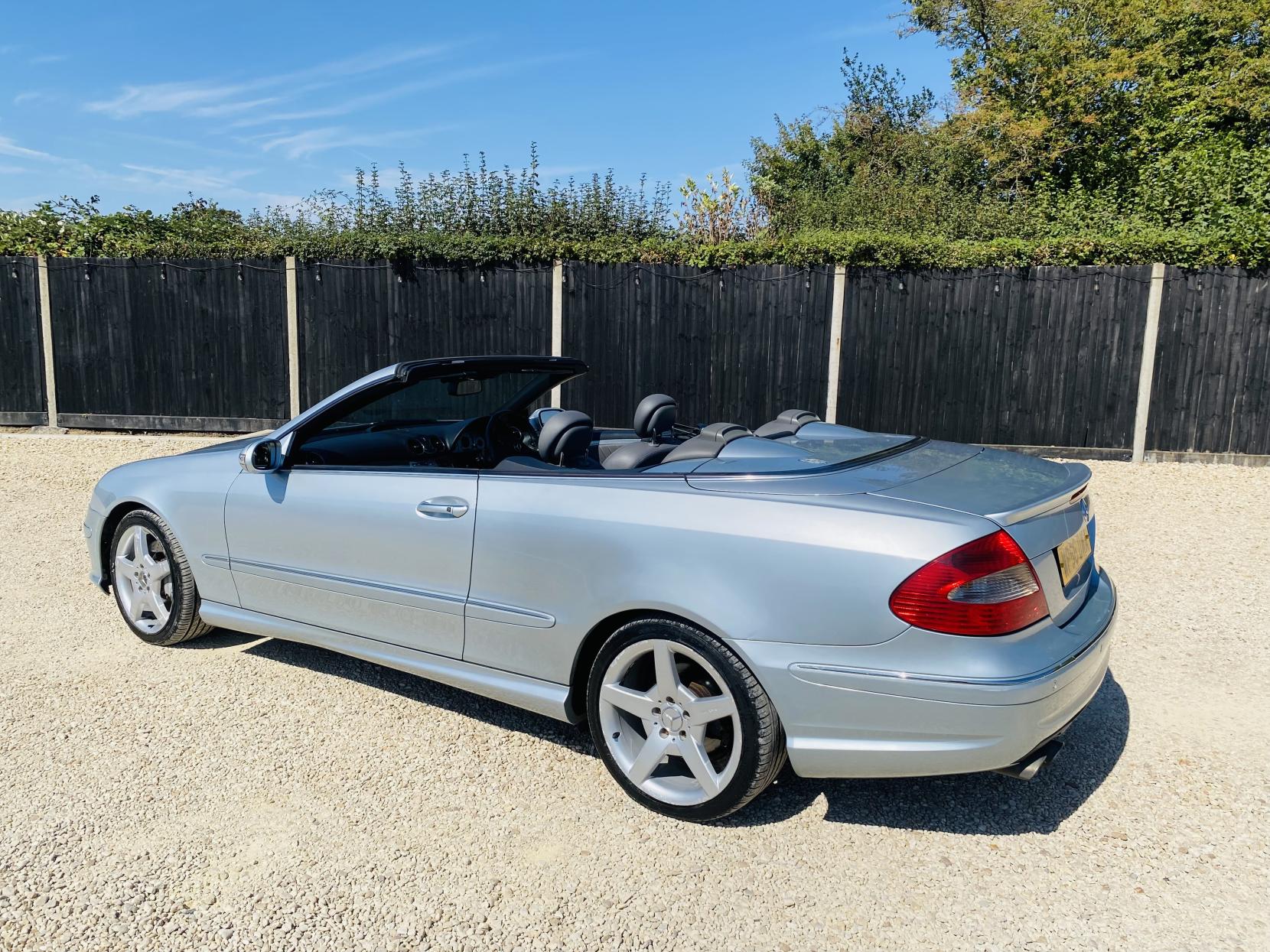 Mercedes-Benz CLK 3.0 CLK280 Sport Cabriolet 2dr Petrol 7G-Tronic (229 g/km, 231 bhp)