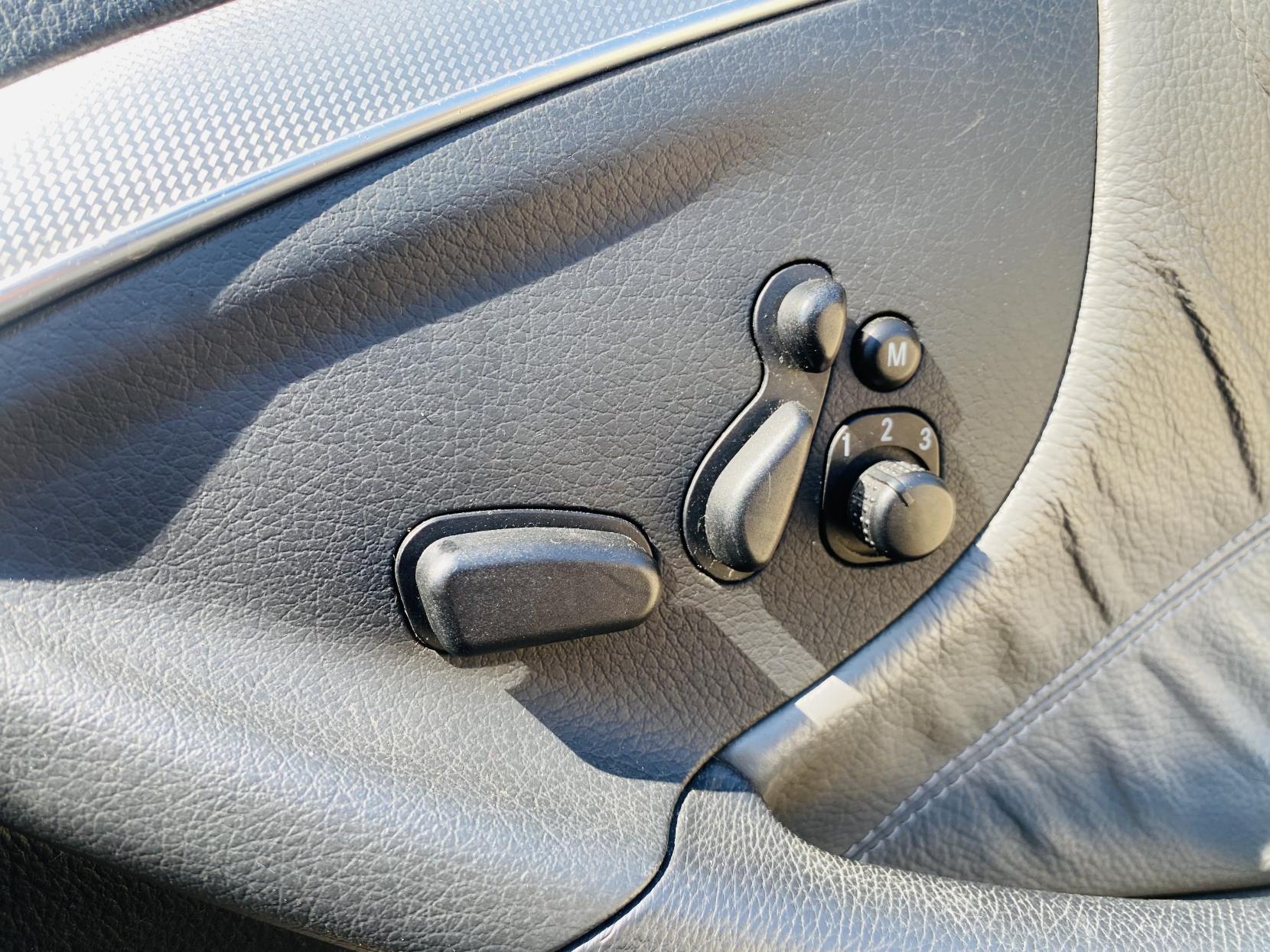 Mercedes-Benz CLK 3.0 CLK280 Sport Cabriolet 2dr Petrol 7G-Tronic (229 g/km, 231 bhp)