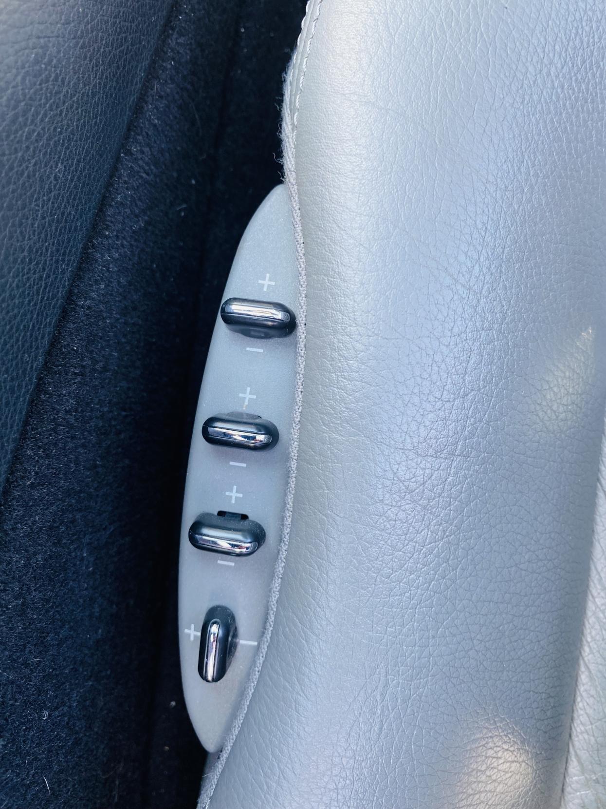 Mercedes-Benz CLK 3.0 CLK280 Sport Cabriolet 2dr Petrol 7G-Tronic (229 g/km, 231 bhp)