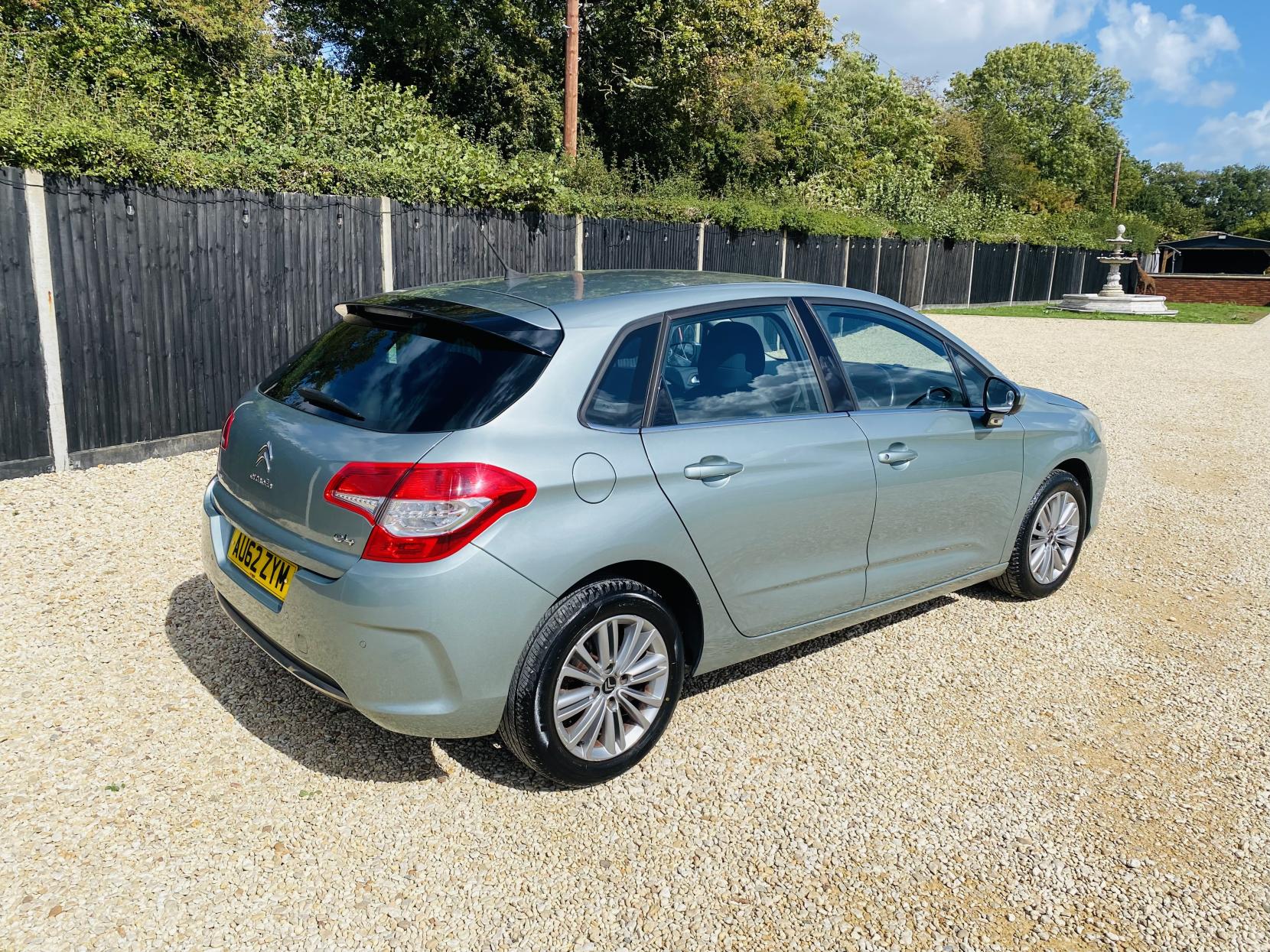 Citroen C4 1.6 VTi VTR+ Hatchback 5dr Petrol Auto Euro 5 (120 ps)
