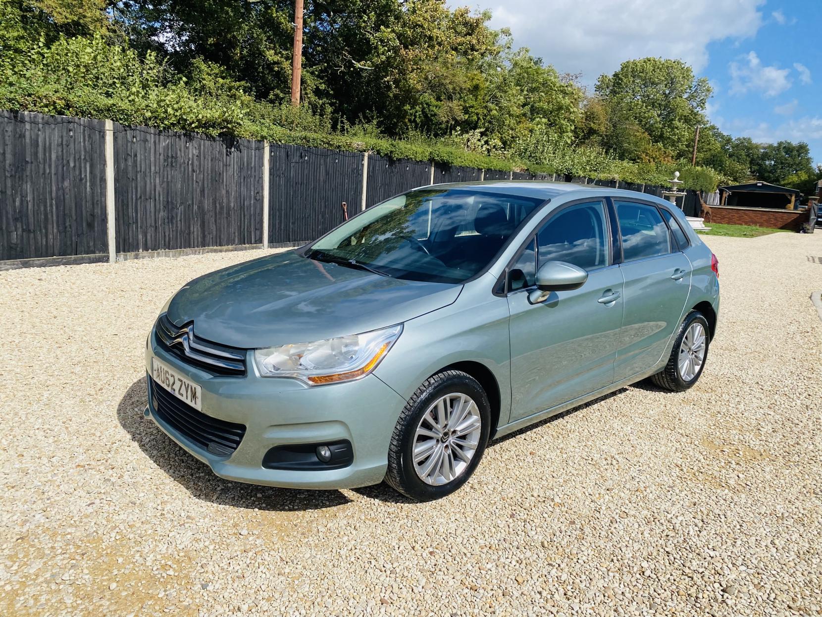 Citroen C4 1.6 VTi VTR+ Hatchback 5dr Petrol Auto Euro 5 (120 ps)