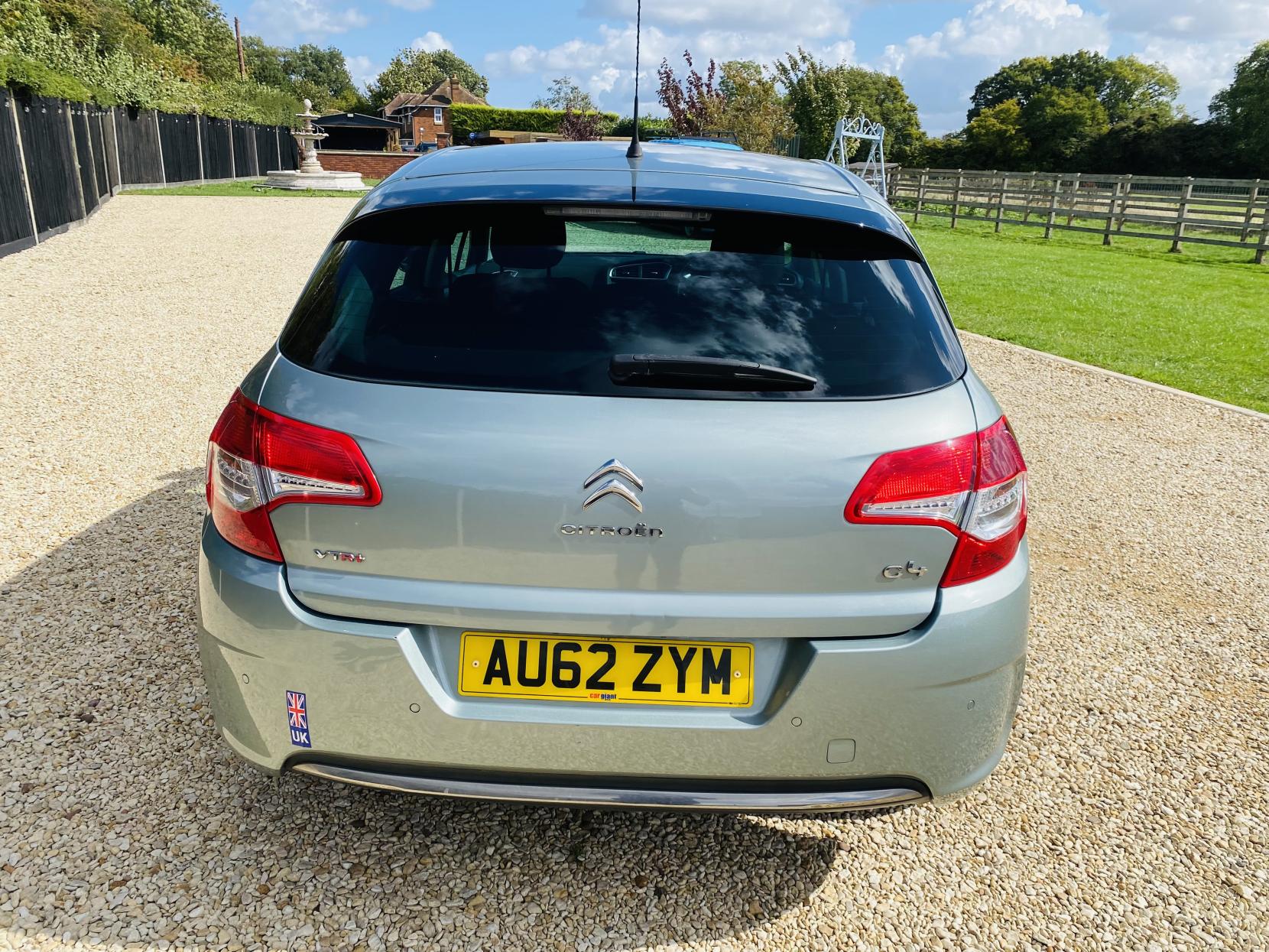 Citroen C4 1.6 VTi VTR+ Hatchback 5dr Petrol Auto Euro 5 (120 ps)