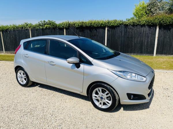 Ford Fiesta 1.25 Zetec Hatchback 5dr Petrol Manual Euro 6 (82 ps)