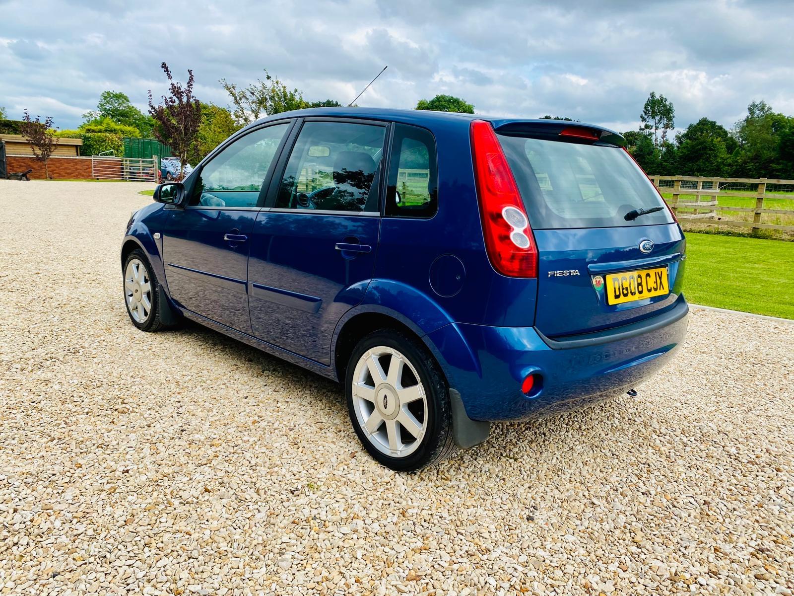 Ford Fiesta 1.4 Zetec Blue Edition Hatchback 5dr Petrol Manual (147 g/km, 79 bhp)