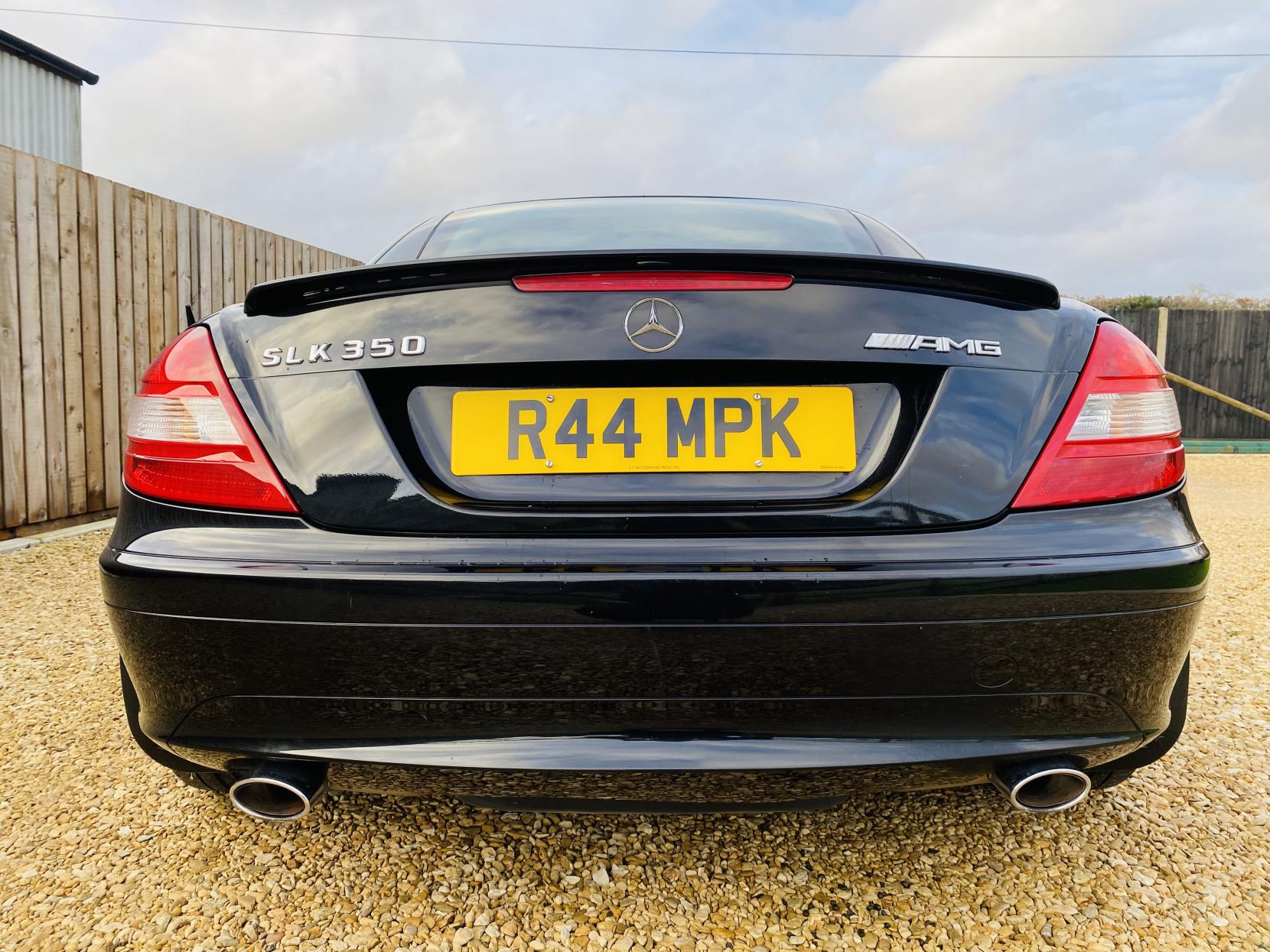 Mercedes-Benz SLK 3.5 SLK350 Convertible 2dr Petrol 7G-Tronic (242 g/km, 272 bhp)