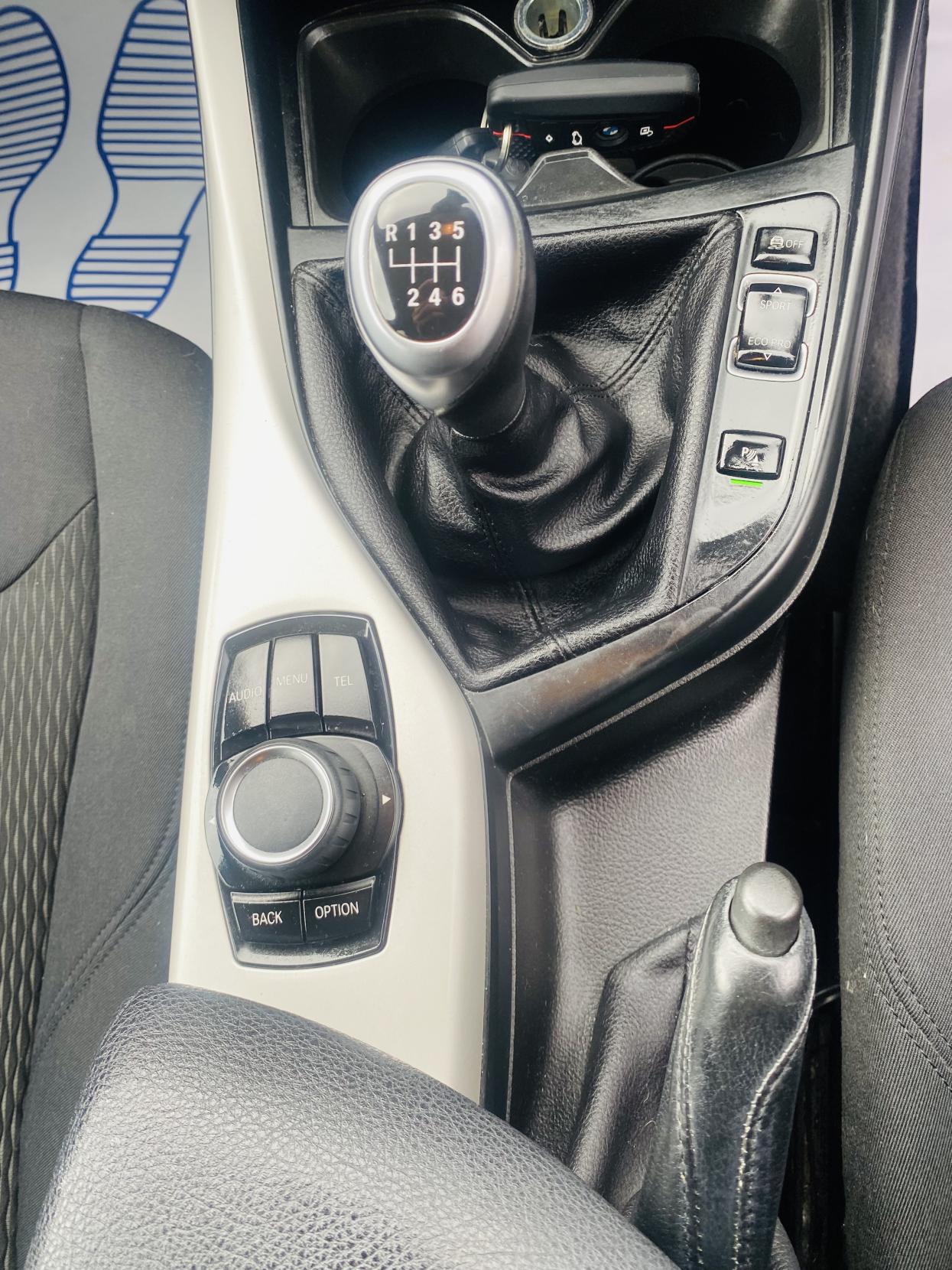 BMW 1 Series 2.0 116d SE Hatchback 5dr Diesel Manual Euro 5 (s/s) (116 ps)