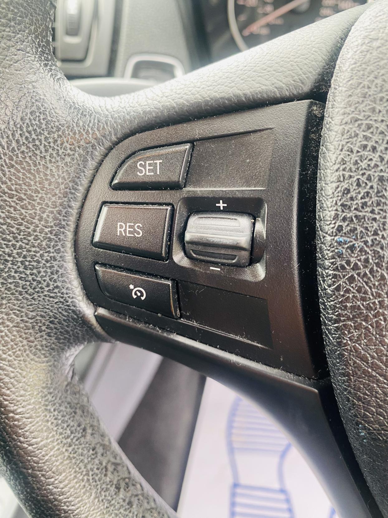 BMW 1 Series 2.0 116d SE Hatchback 5dr Diesel Manual Euro 5 (s/s) (116 ps)