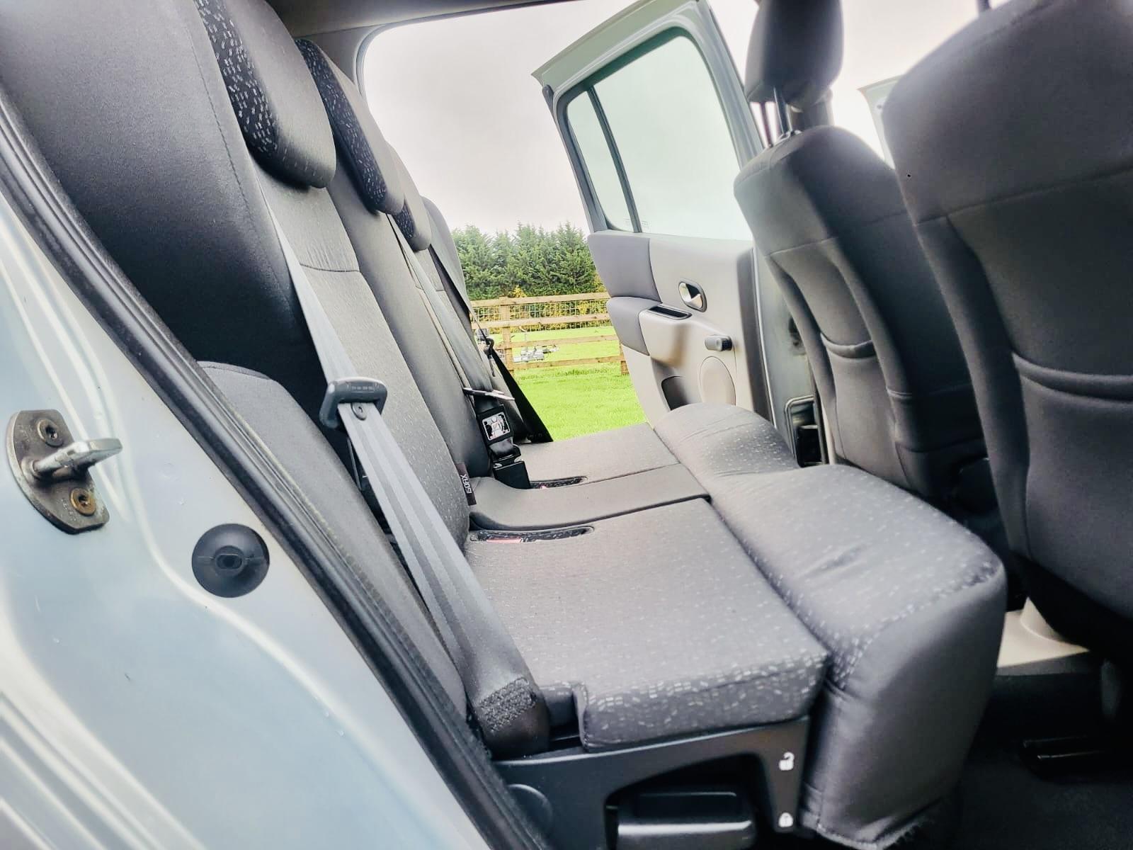 Renault Modus 1.6 16v Dynamique Hatchback 5dr Petrol Automatic (185 g/km, 110 bhp)