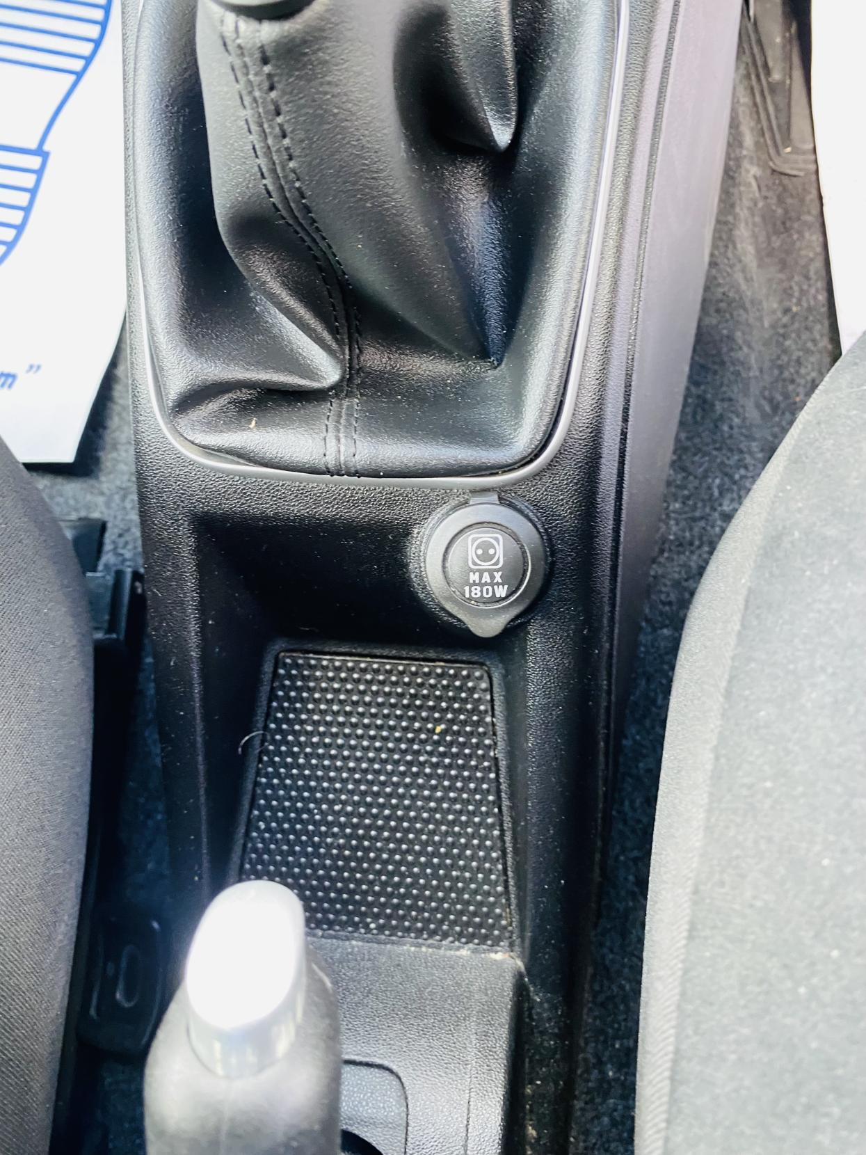 Fiat Punto 1.2 Easy + Hatchback 5dr Petrol Euro 6 (69 bhp)