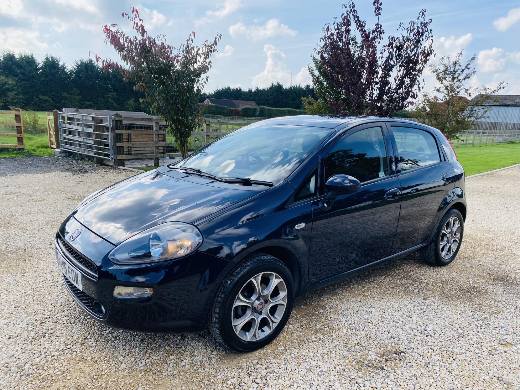Fiat Punto 1.2 Easy + Hatchback 5dr Petrol Euro 6 (69 bhp)