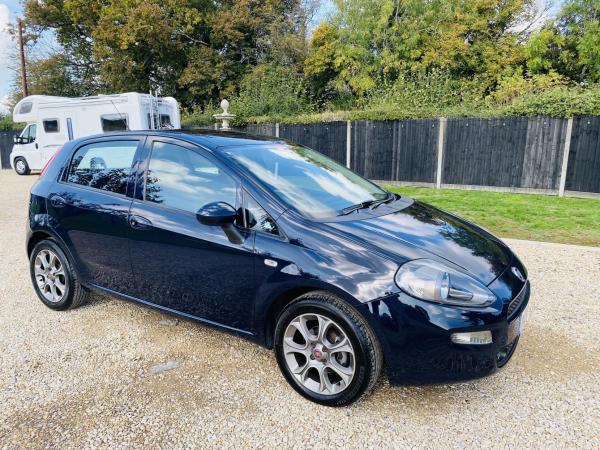 Fiat Punto 1.2 Easy + Hatchback 5dr Petrol Euro 6 (69 bhp)