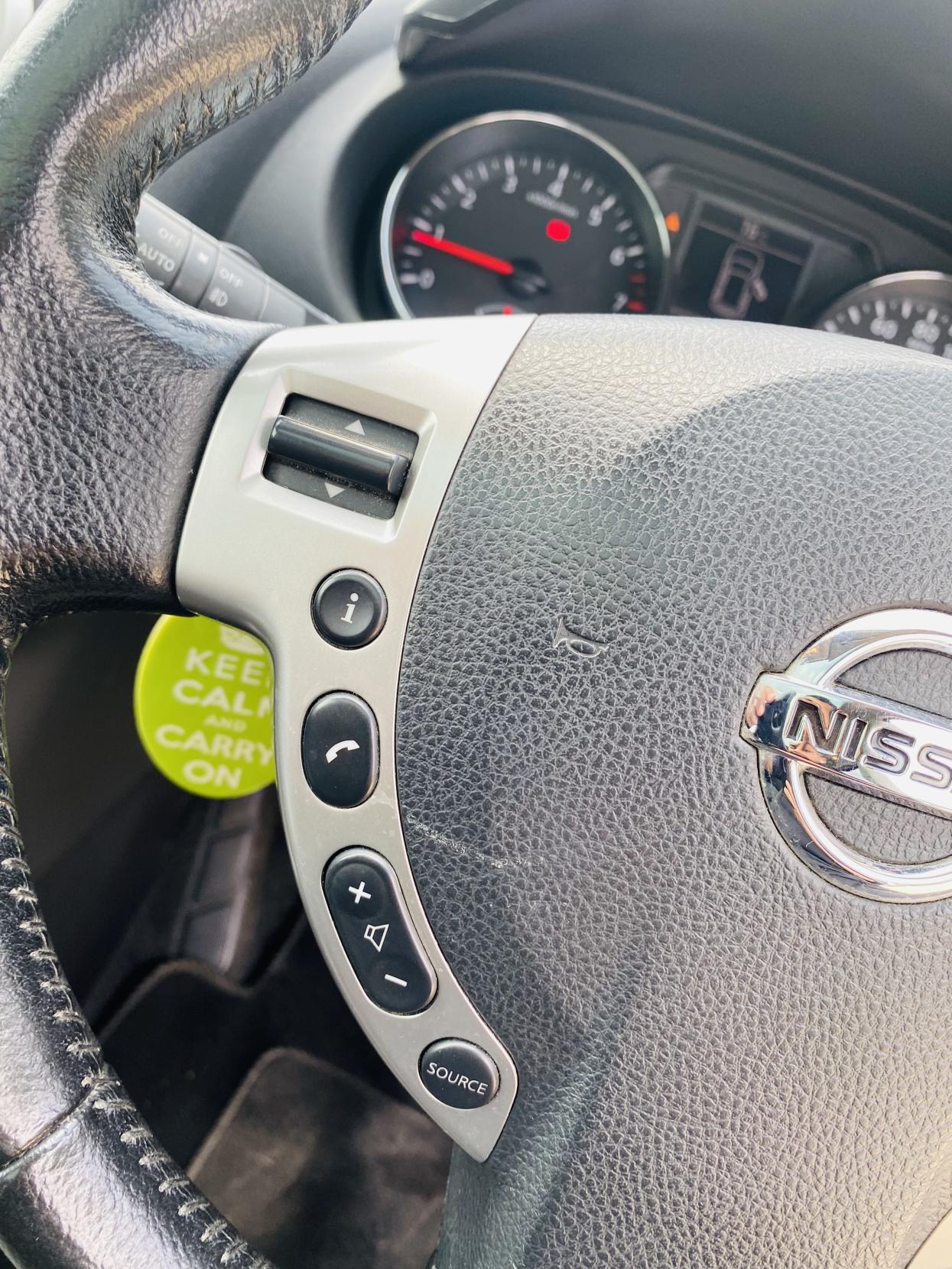Nissan Qashqai 1.6 n-tec+ SUV 5dr Petrol Manual 2WD Euro 5 (117 ps)