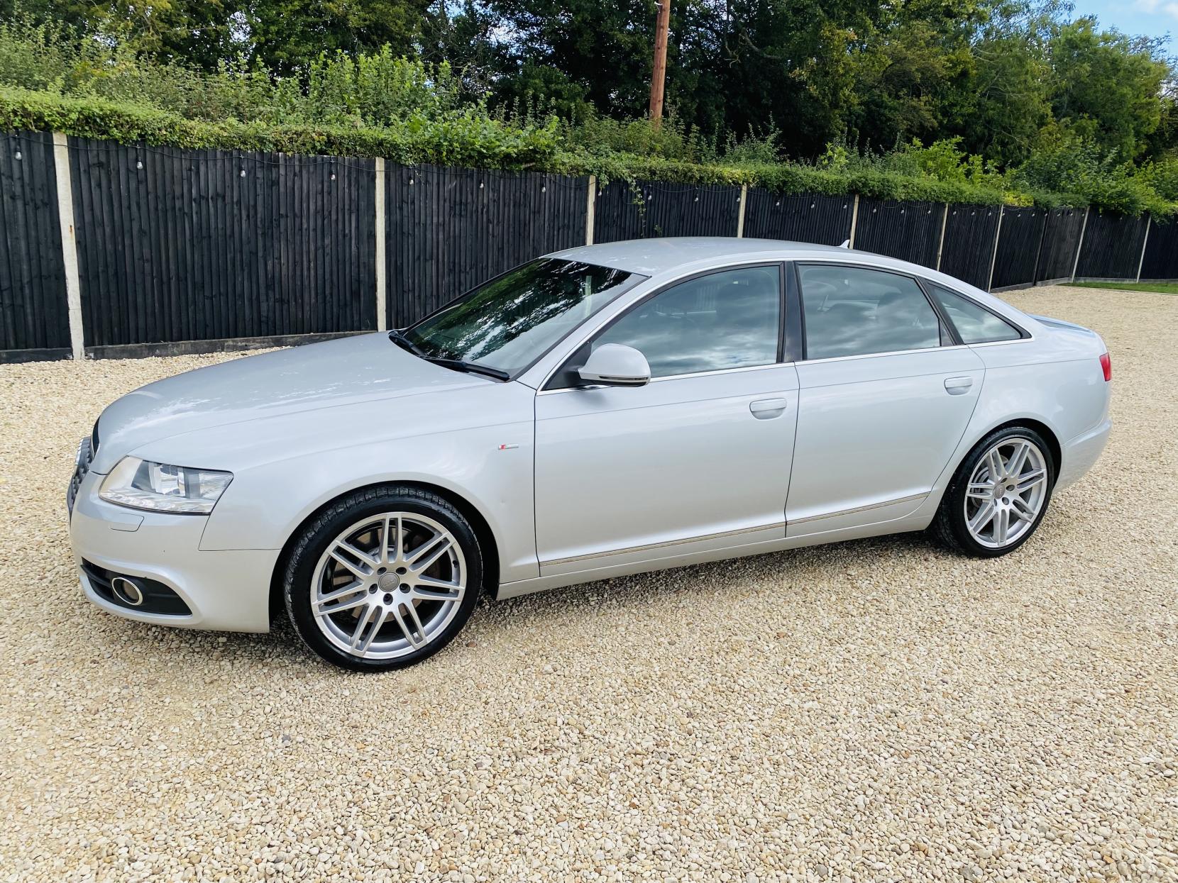 Audi A6 Saloon 2.7 TDI V6 Le Mans Saloon 4dr Diesel Tiptronic quattro Euro 5 (190 ps)