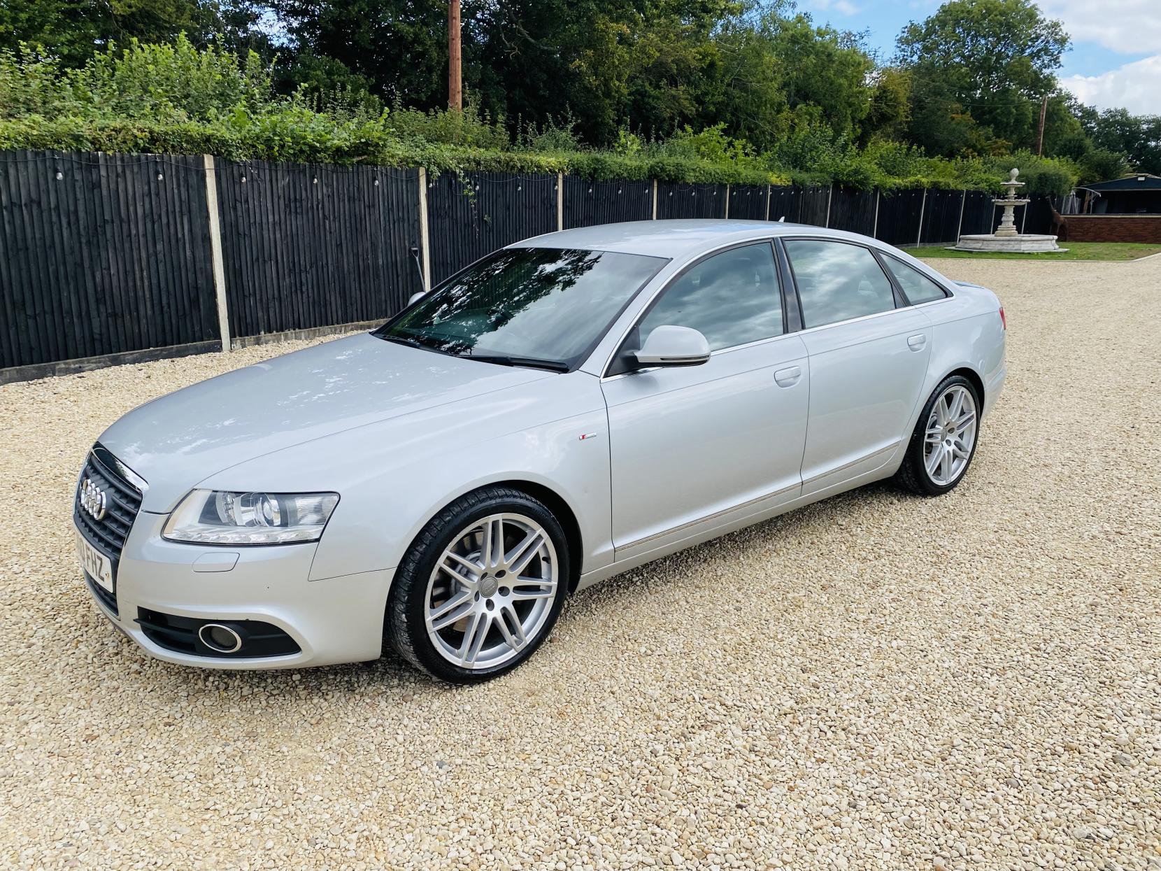 Audi A6 Saloon 2.7 TDI V6 Le Mans Saloon 4dr Diesel Tiptronic quattro Euro 5 (190 ps)