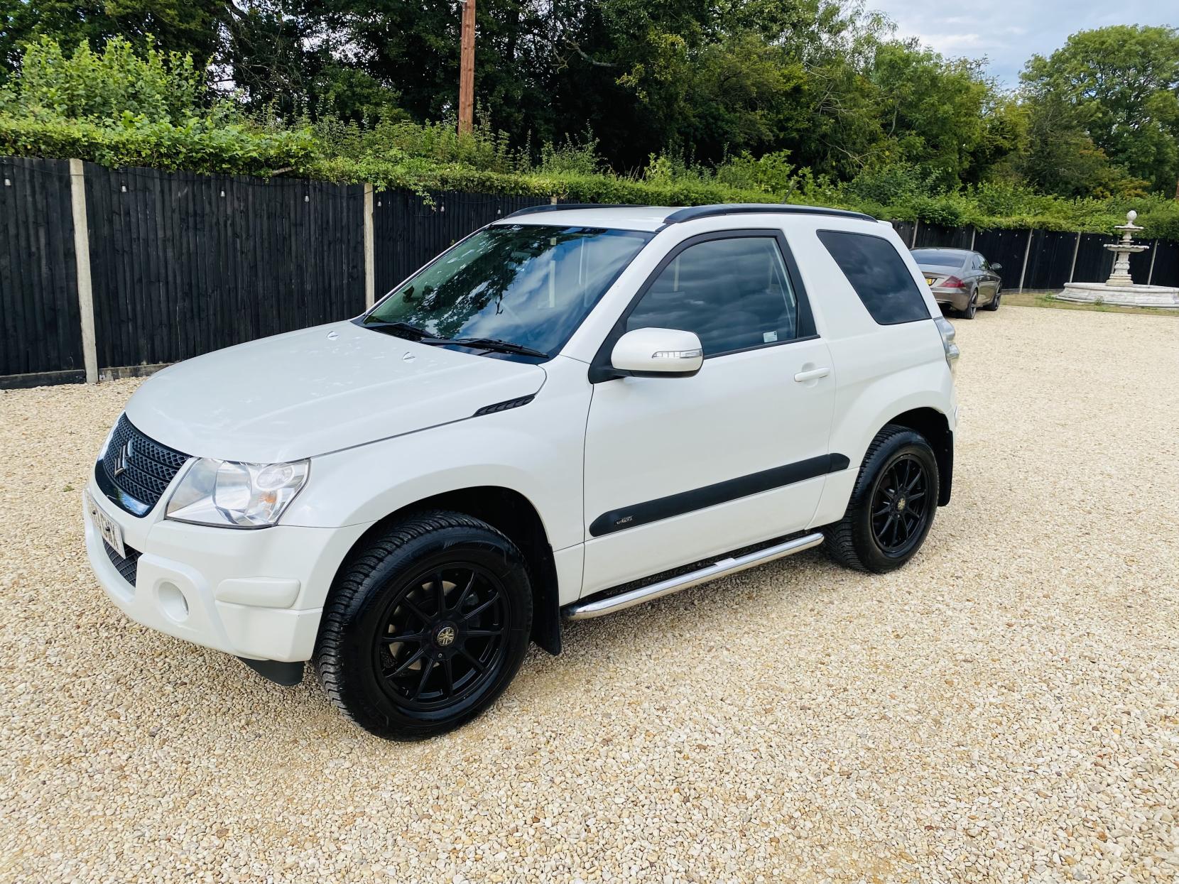 Suzuki Grand Vitara 2.4 VVT SZ4 SUV 3dr Petrol Manual 4WD Euro 5 (169 ps)