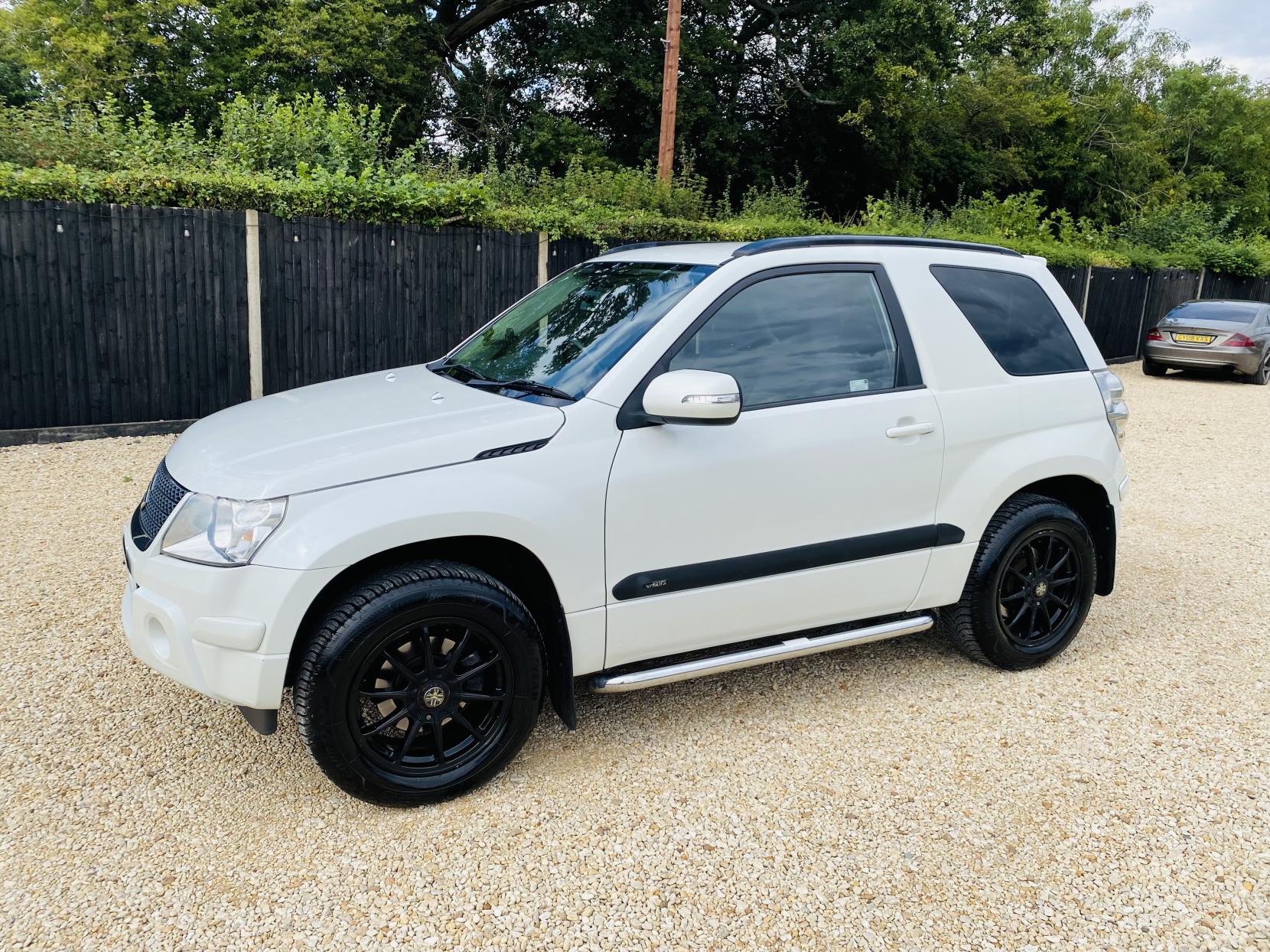 Suzuki Grand Vitara 2.4 VVT SZ4 SUV 3dr Petrol Manual 4WD Euro 5 (169 ps)