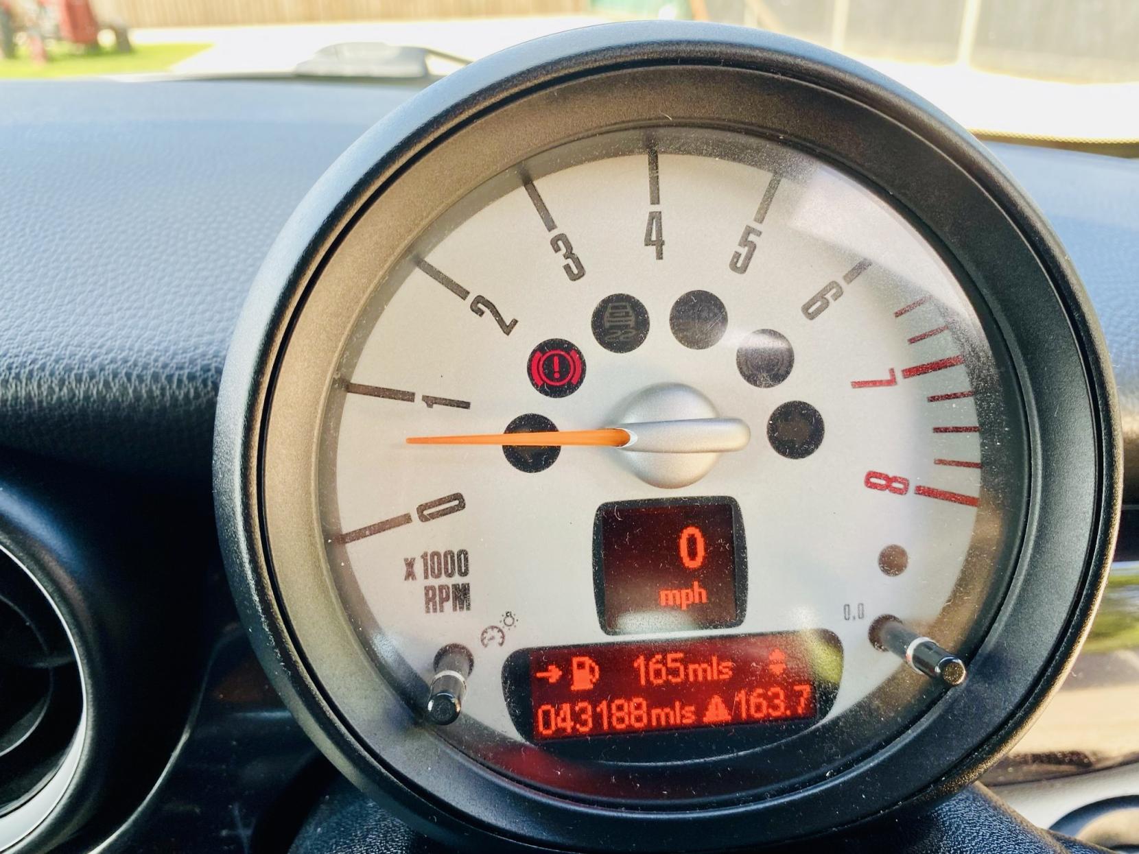 MINI Hatch 1.6 Cooper S Hatchback 3dr Petrol Manual Euro 5 (s/s) (184 ps)