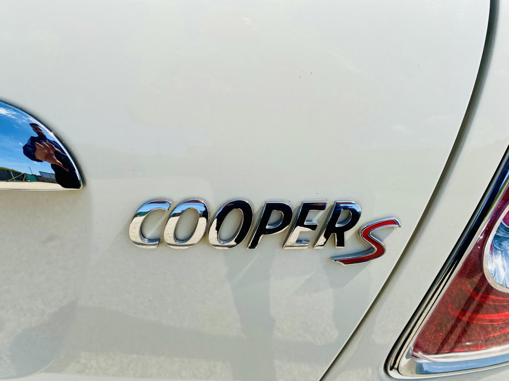 MINI Hatch 1.6 Cooper S Hatchback 3dr Petrol Manual Euro 5 (s/s) (184 ps)