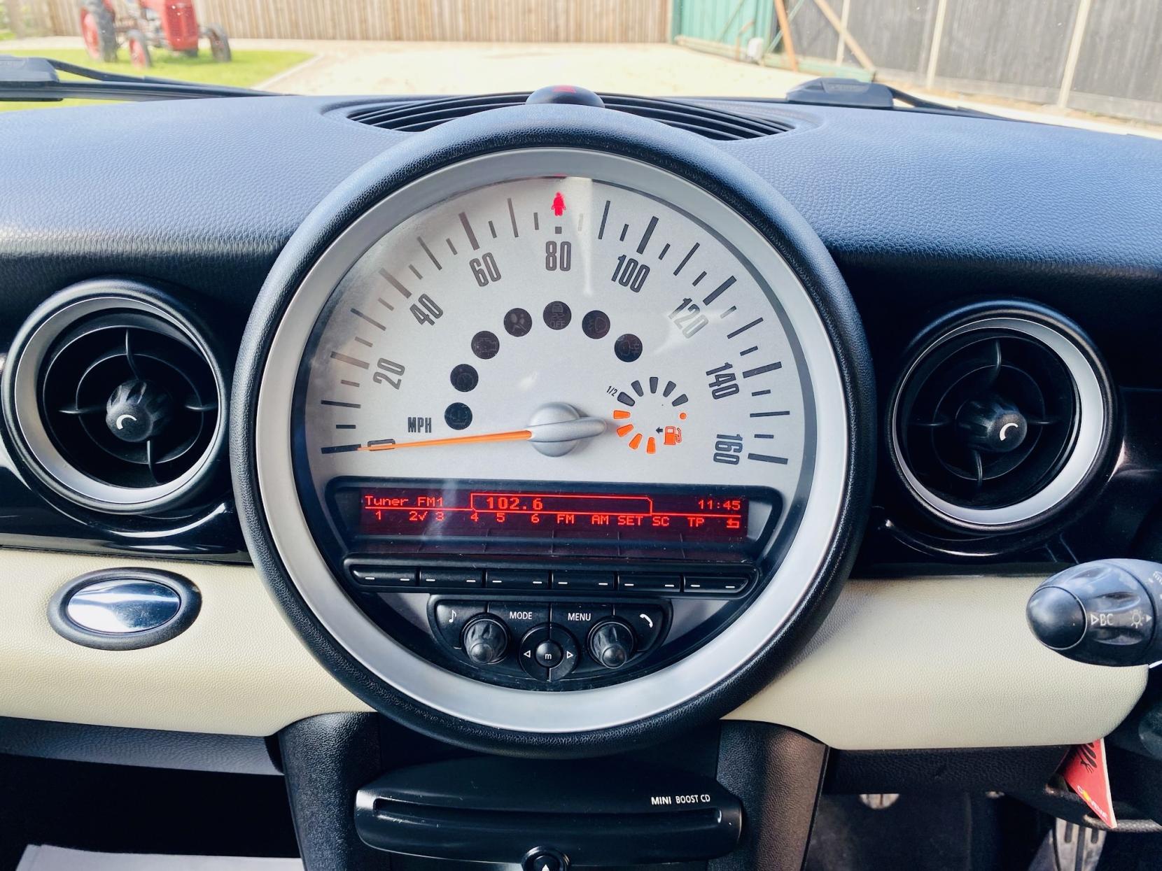 MINI Hatch 1.6 Cooper S Hatchback 3dr Petrol Manual Euro 5 (s/s) (184 ps)