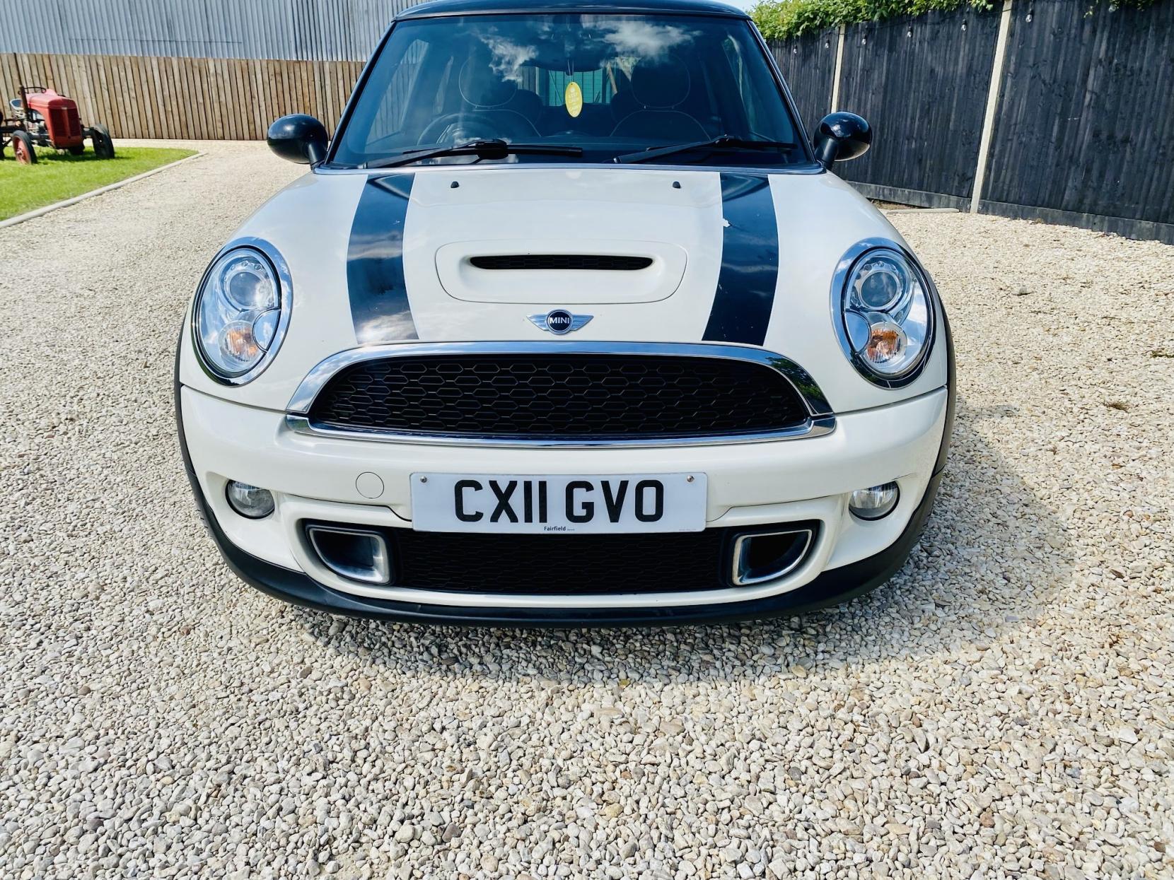 MINI Hatch 1.6 Cooper S Hatchback 3dr Petrol Manual Euro 5 (s/s) (184 ps)