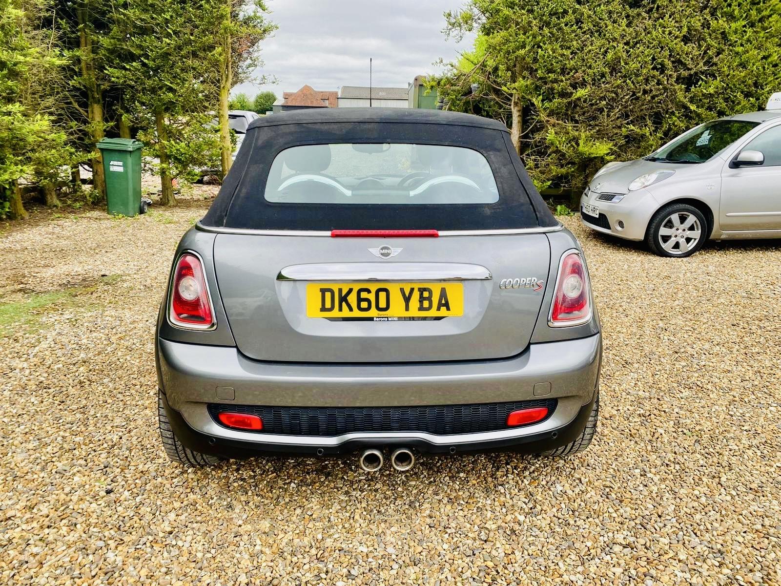 MINI Convertible 1.6 Cooper S Convertible 2dr Petrol Steptronic Euro 5 (184 ps)