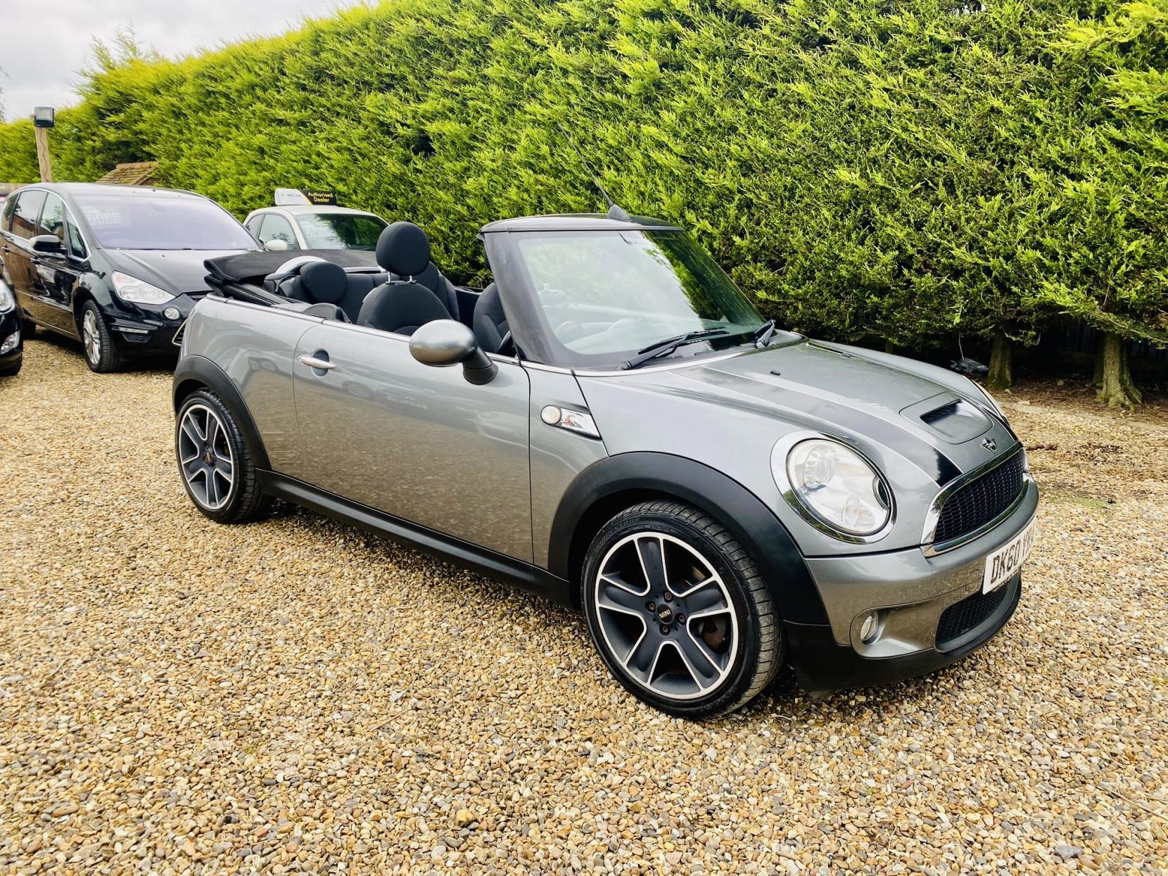 MINI Convertible 1.6 Cooper S Convertible 2dr Petrol Steptronic Euro 5 (184 ps)