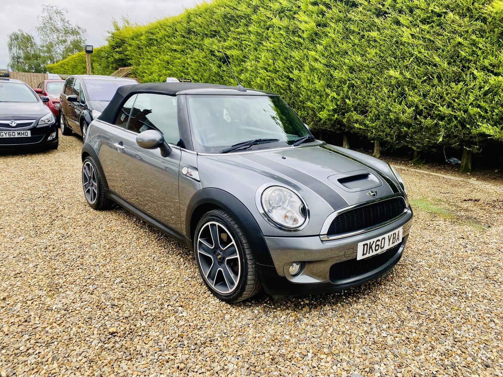 MINI Convertible 1.6 Cooper S Convertible 2dr Petrol Steptronic Euro 5 (184 ps)