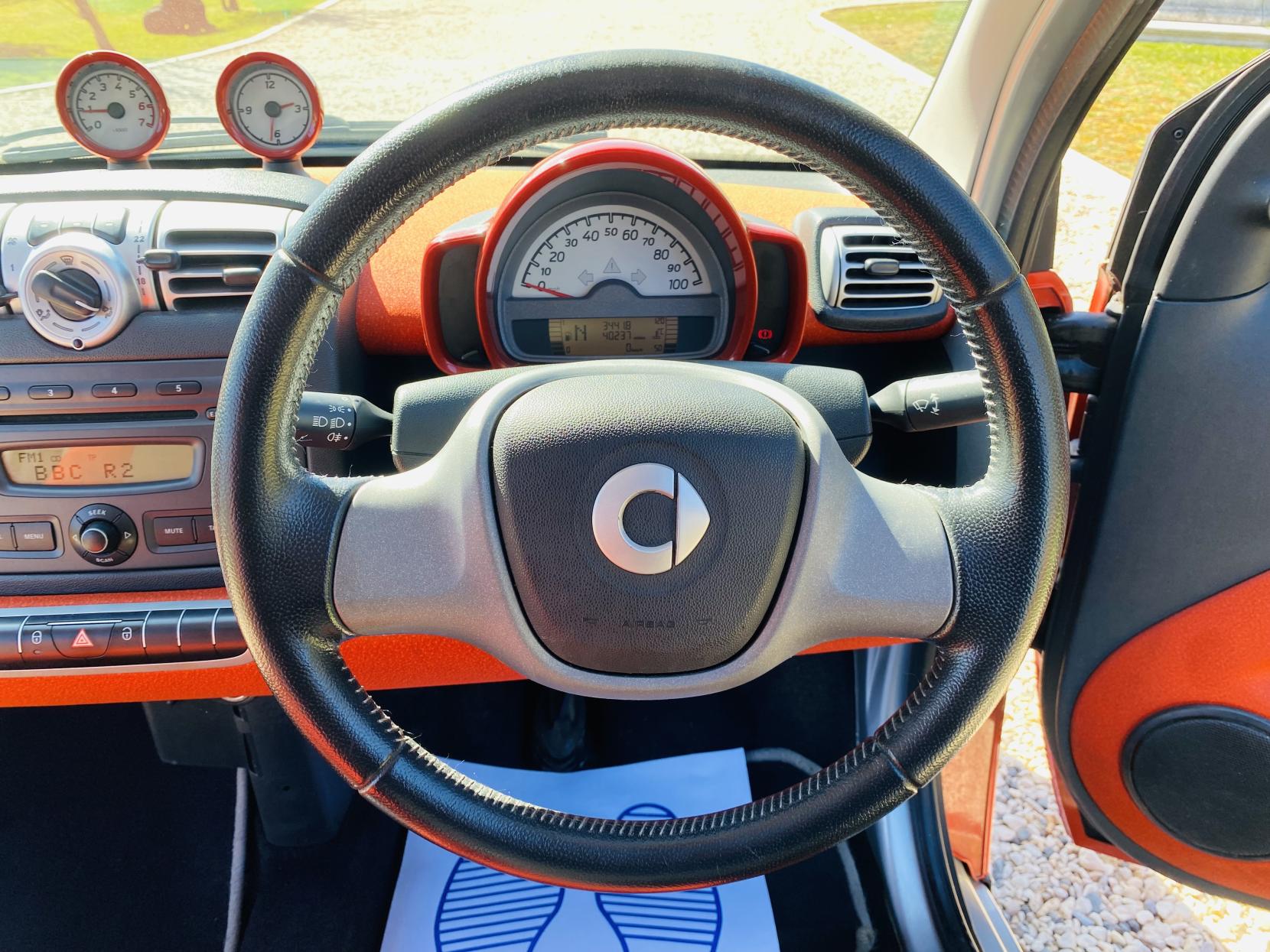 Smart fortwo 1.0 Passion Coupe 2dr Petrol Auto Euro 4 (84 bhp)