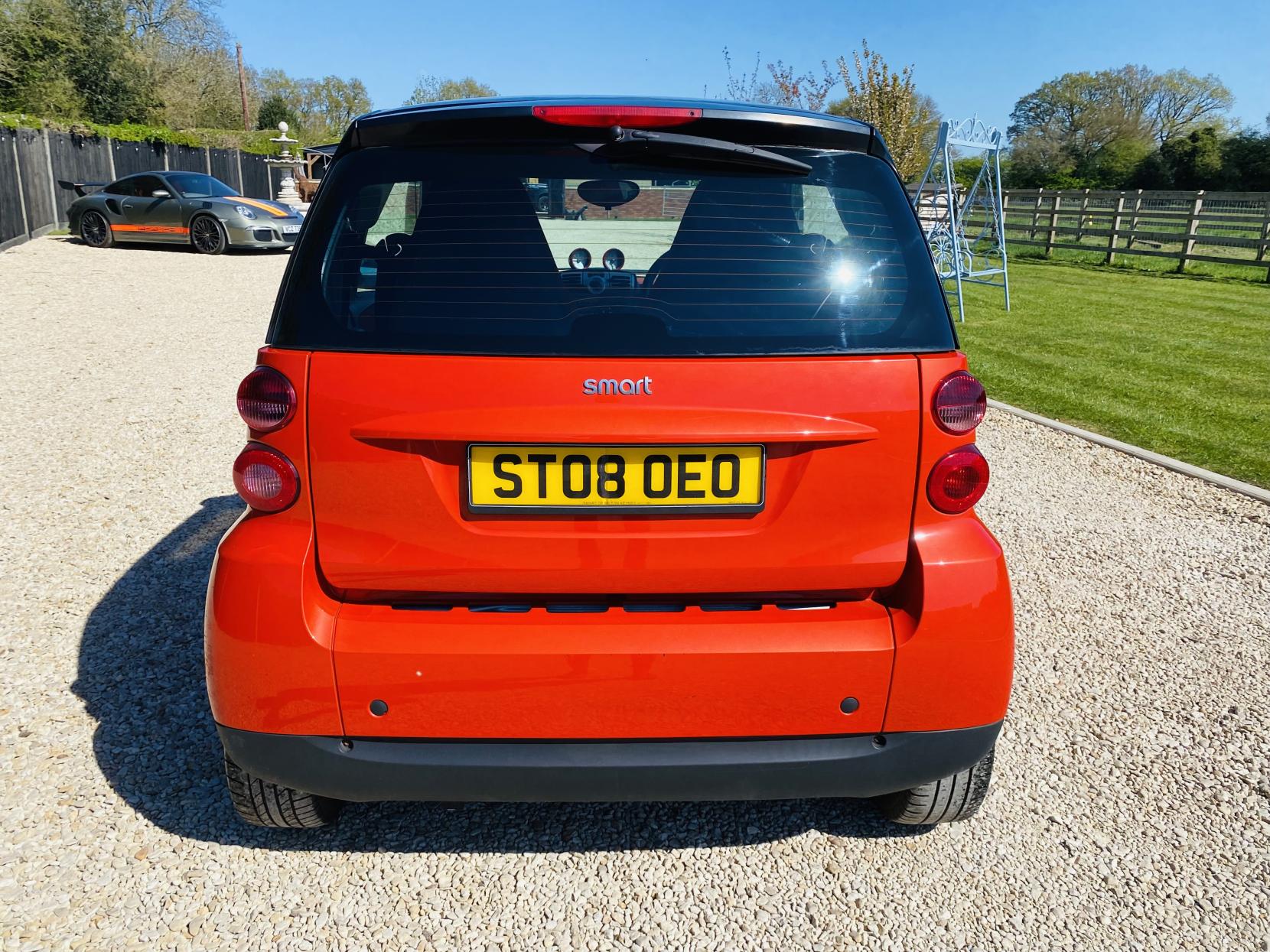 Smart fortwo 1.0 Passion Coupe 2dr Petrol Auto Euro 4 (84 bhp)
