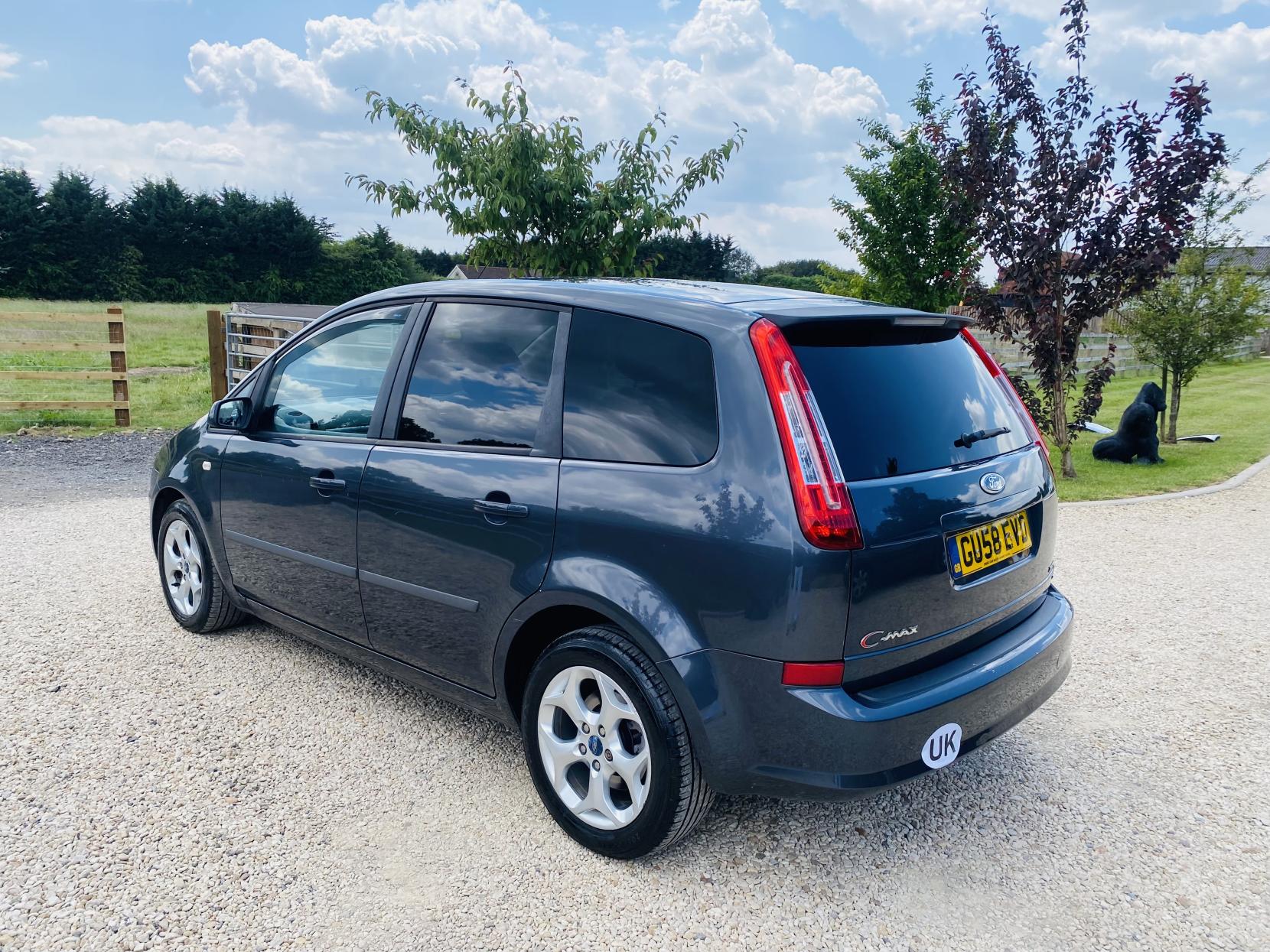 Ford C-Max 2.0 Zetec MPV 5dr Petrol Automatic (194 g/km, 143 bhp)
