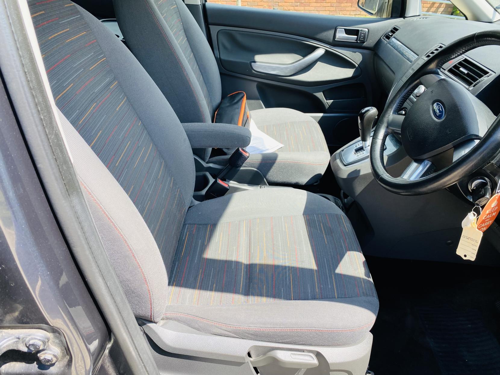 Ford C-Max 2.0 Zetec MPV 5dr Petrol Automatic (194 g/km, 143 bhp)