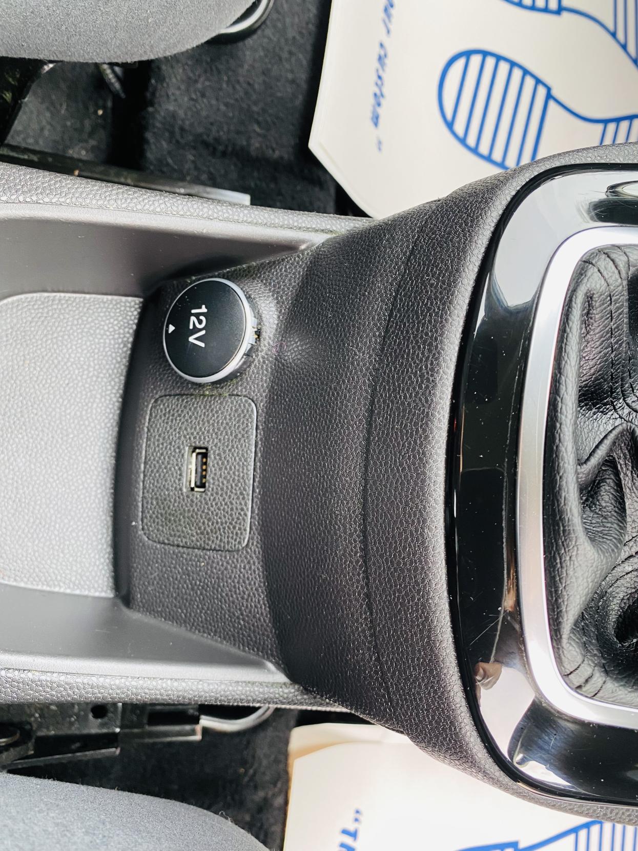 Ford Fiesta 1.25 Zetec Hatchback 5dr Petrol Manual Euro 6 (82 ps)