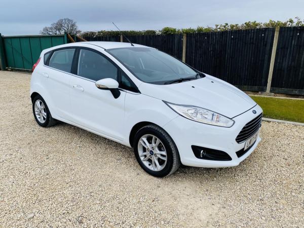 Ford Fiesta 1.25 Zetec Hatchback 5dr Petrol Manual Euro 6 (82 ps)